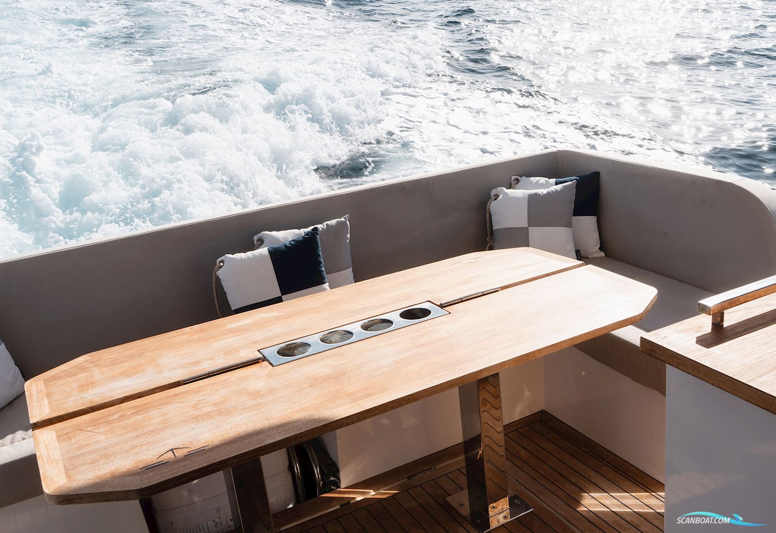 Sealine F430 - Fybridge