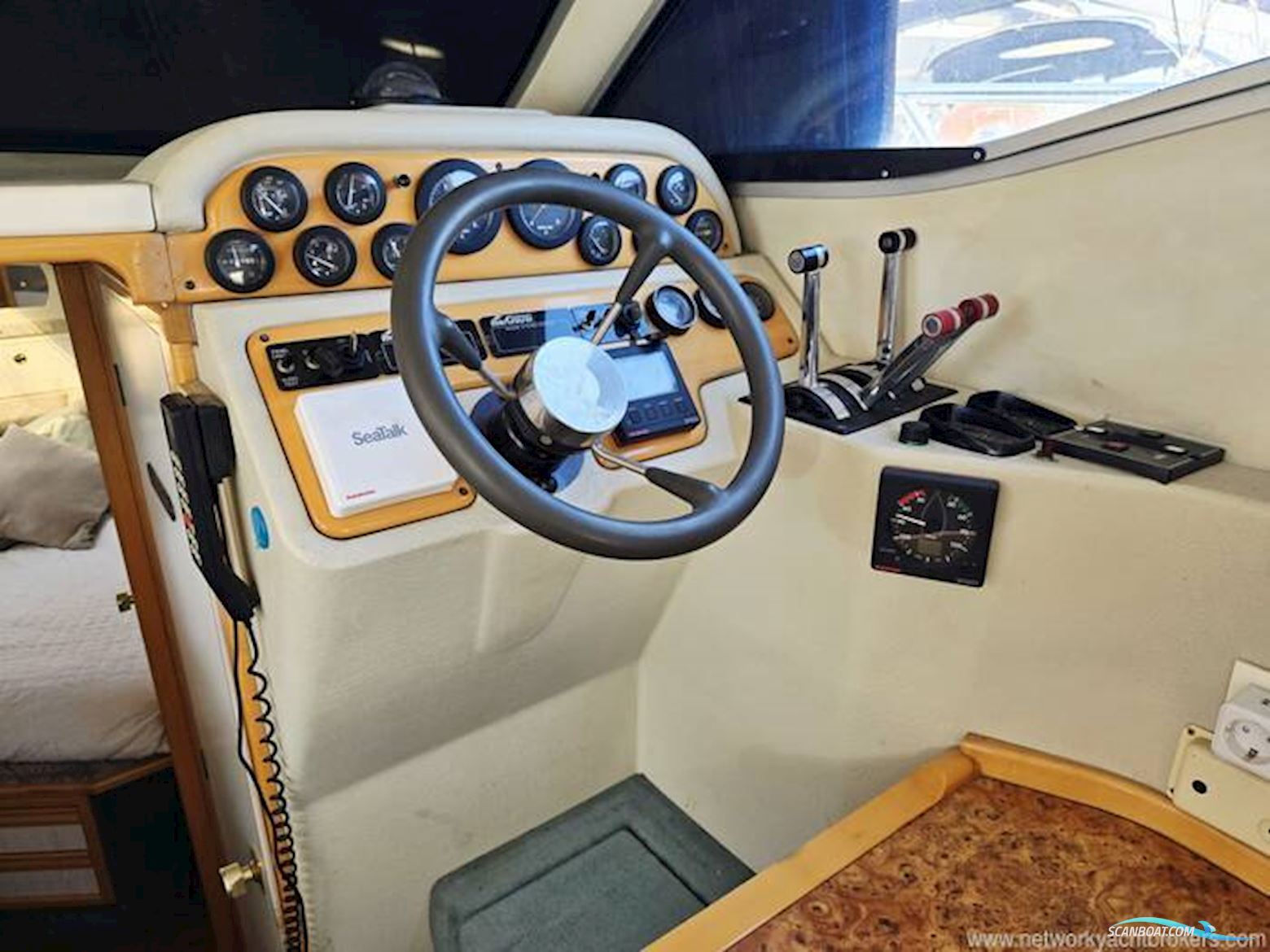 Sealine International 320 Statesman