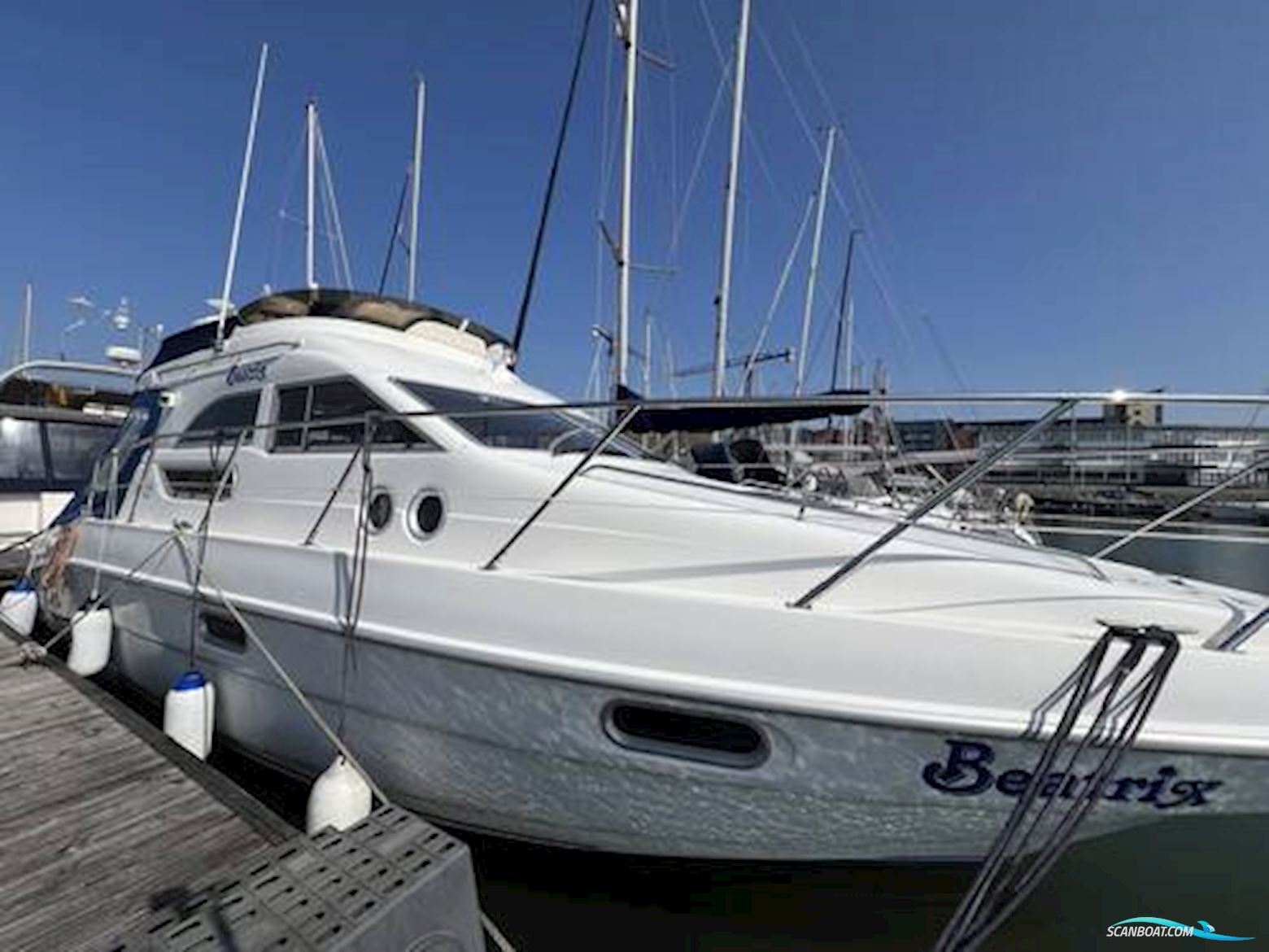 Sealine International 330 Statesman Motorboot 1998, mit Volvo Penta AD41P motor, England
