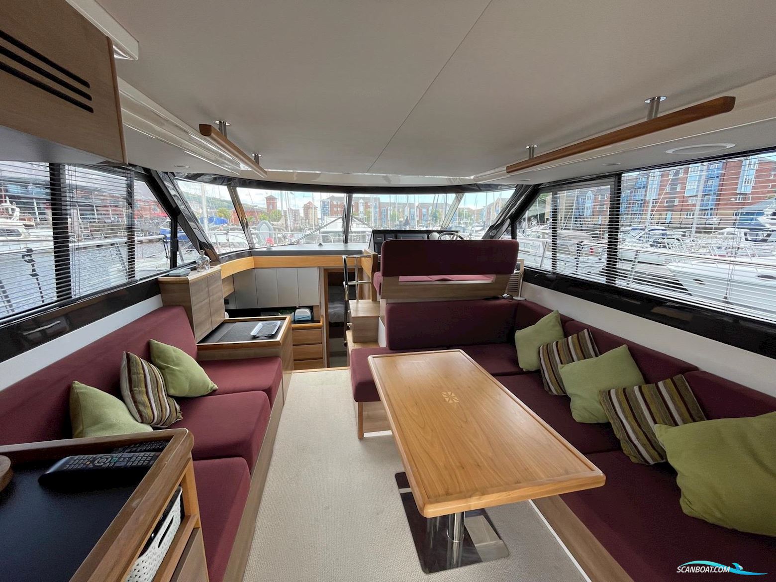 Sealine International F42