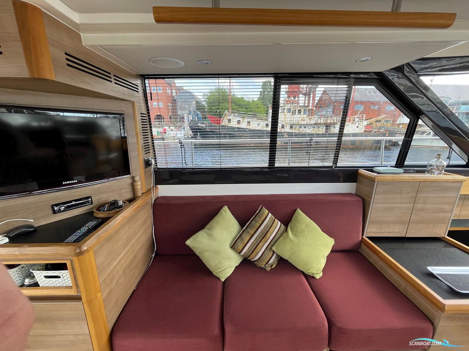 Sealine International F42