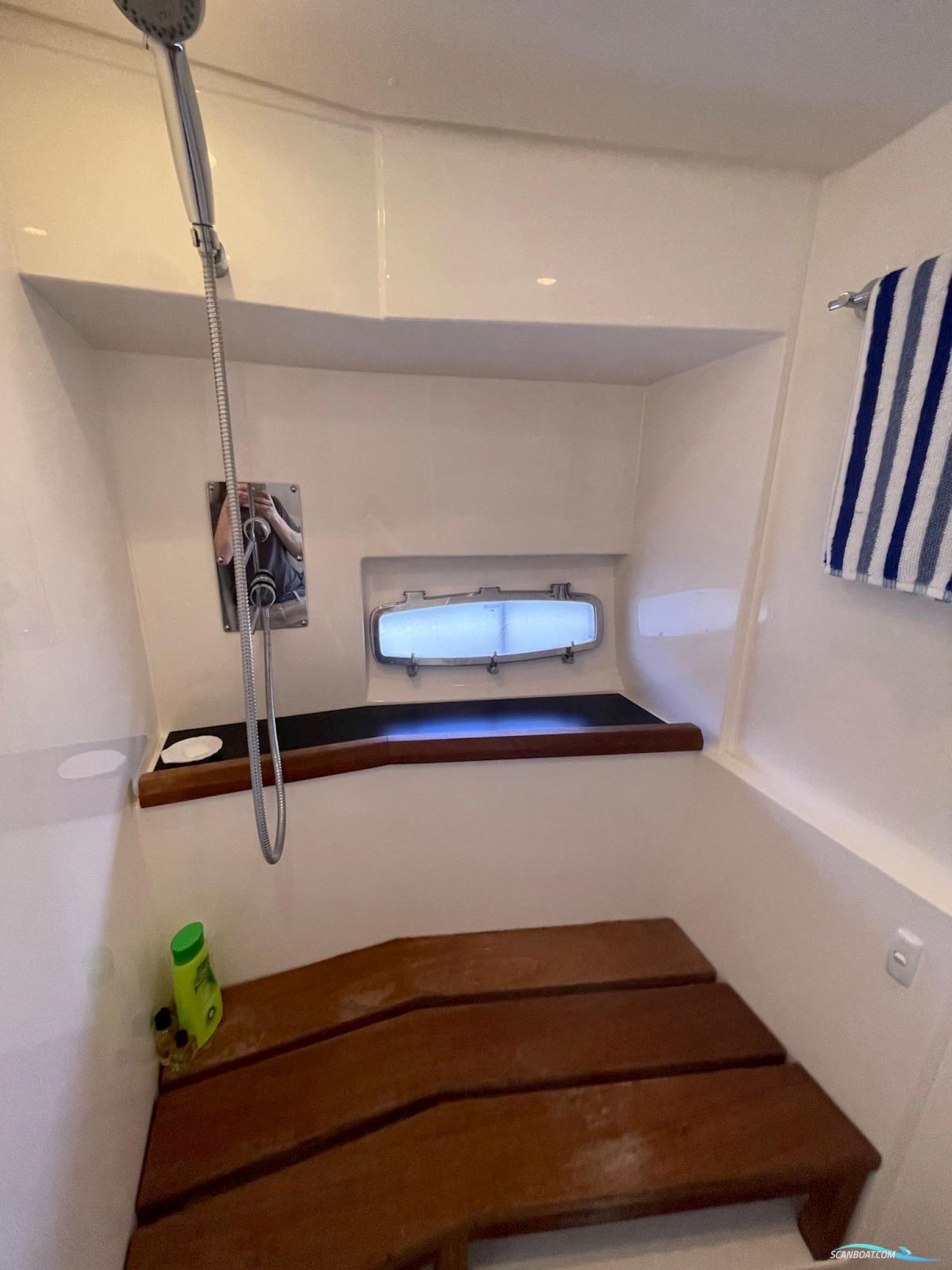 Sealine International F42