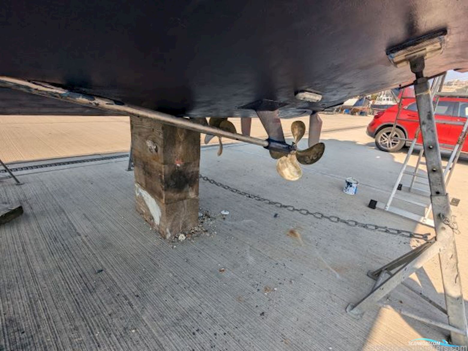 Sealine International F43