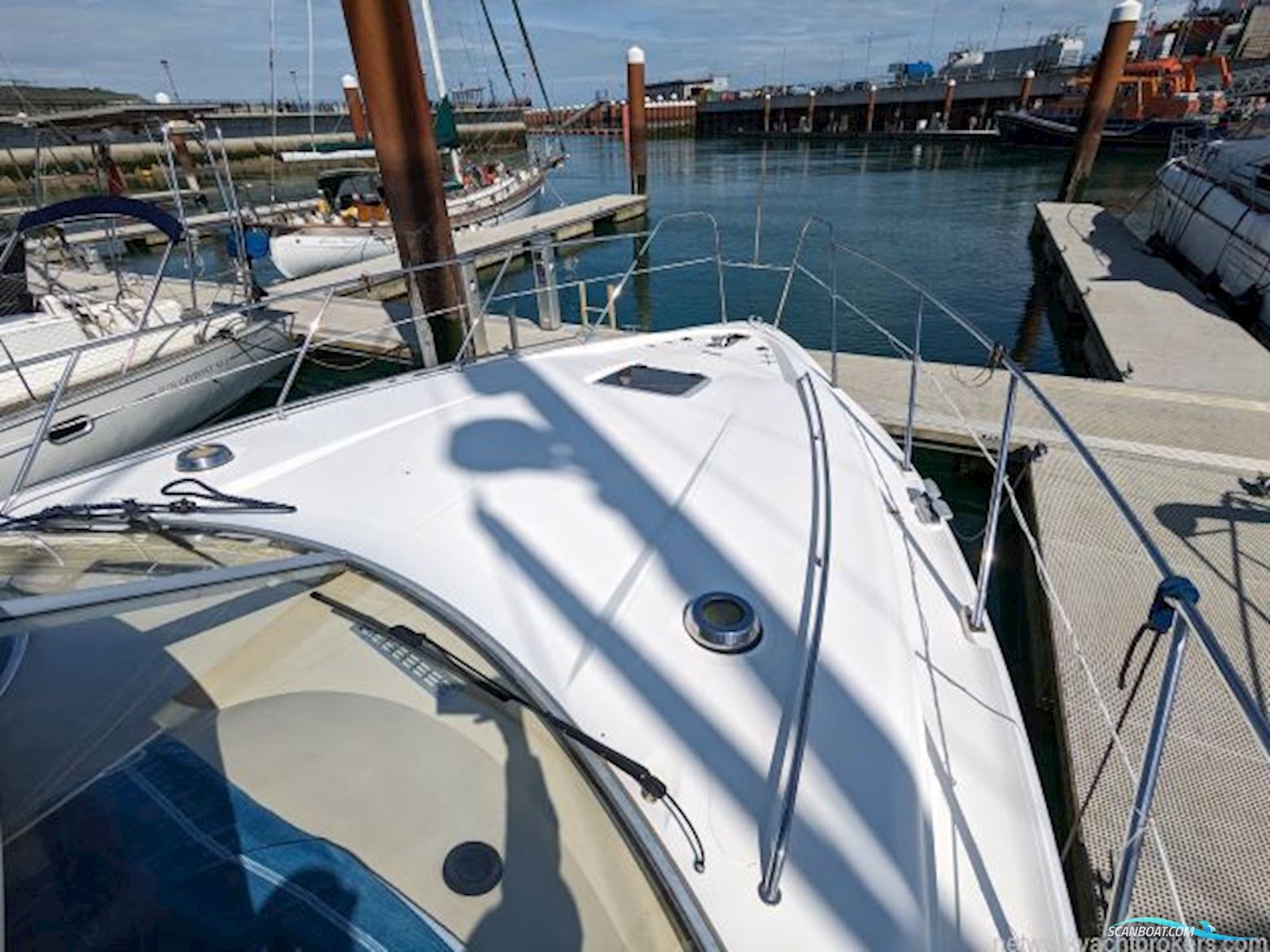 Sealine International F43