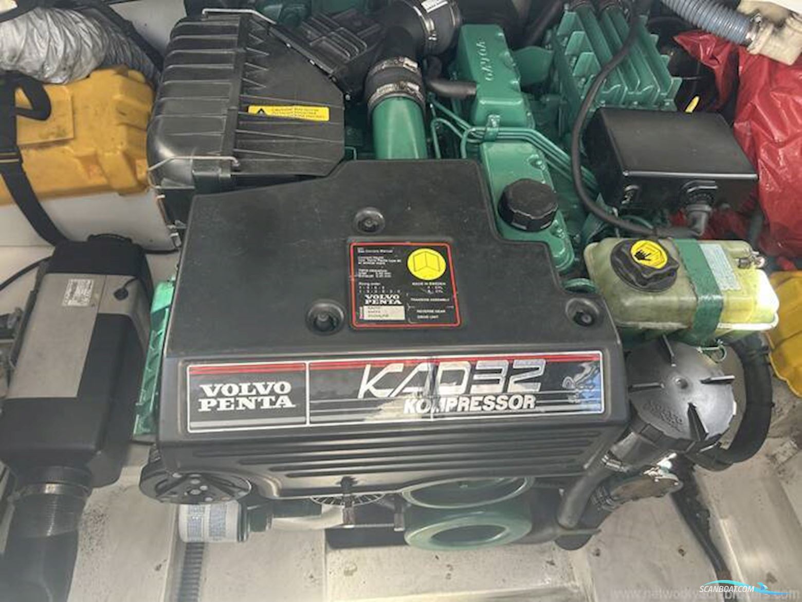 Sealine International S23