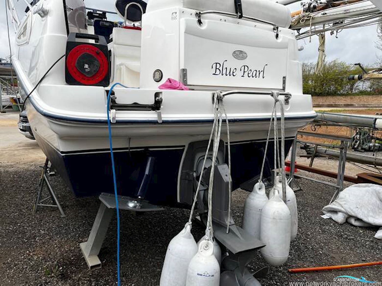 Sealine International S23 Sports Cruiser