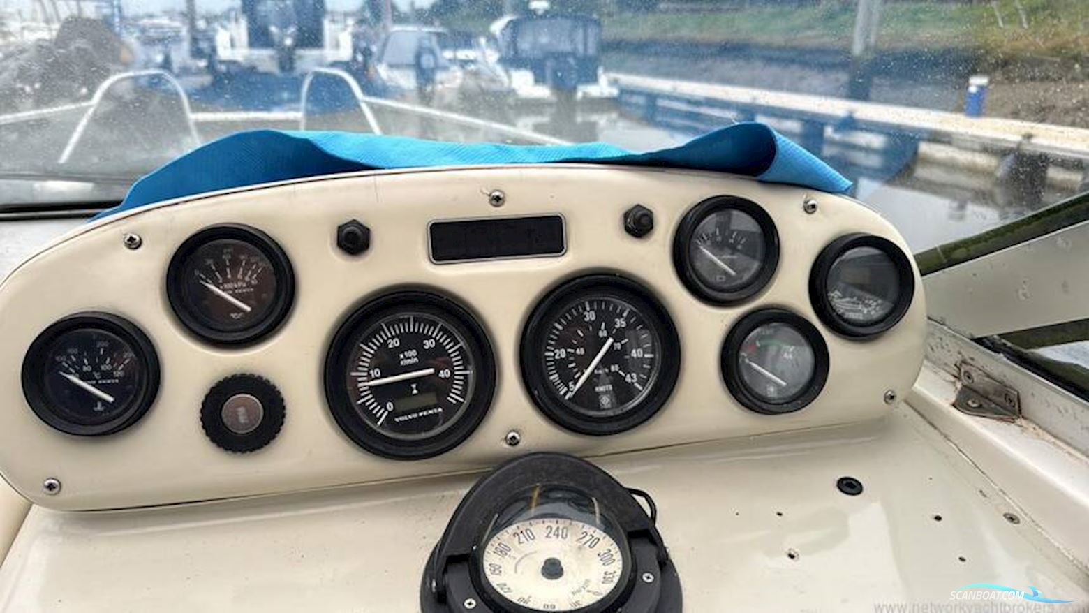 Sealine International S24