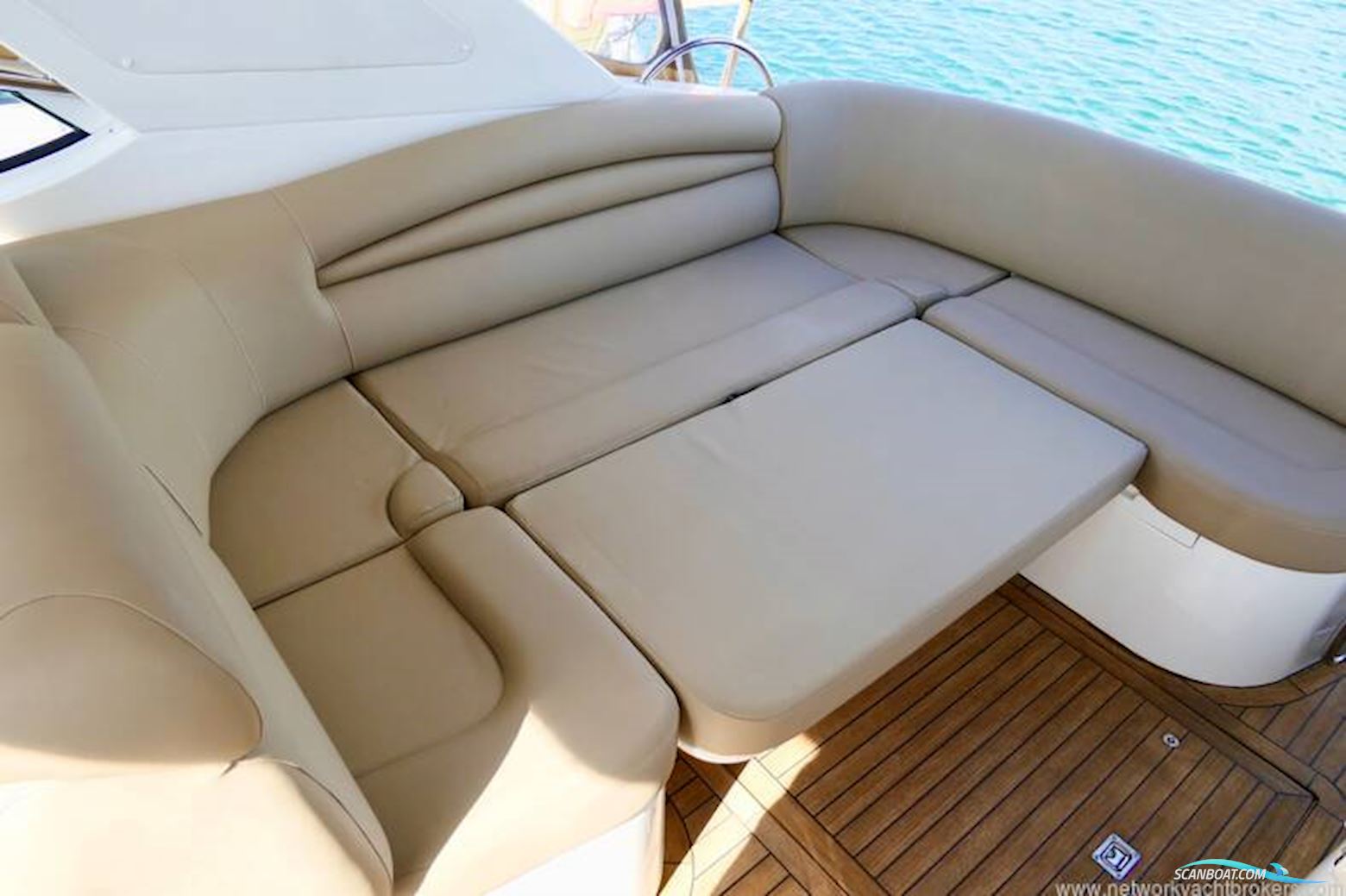 Sealine International S38