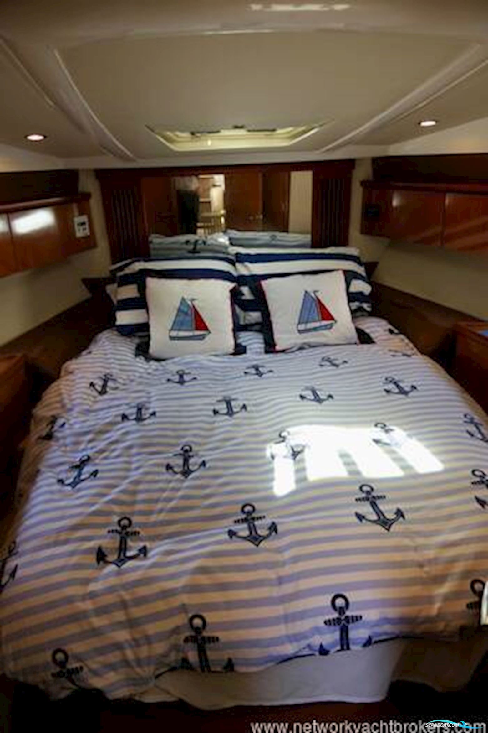 Sealine International S38