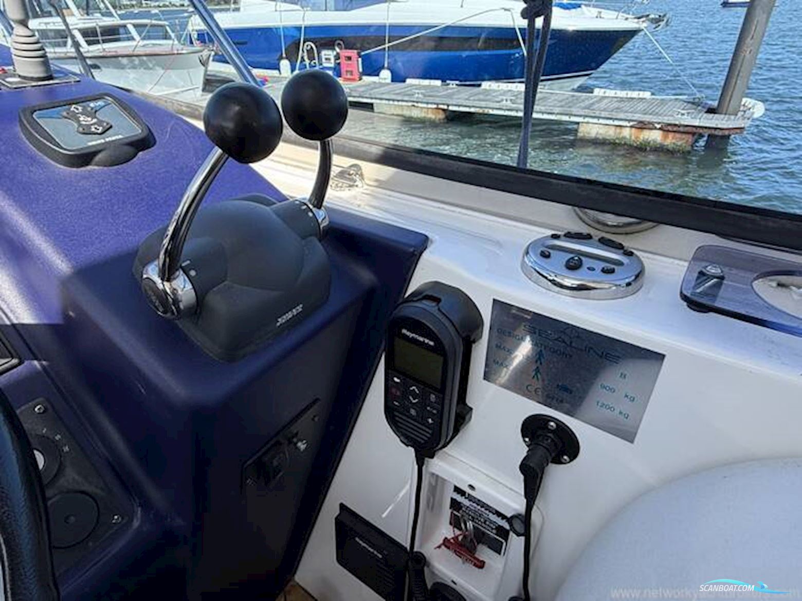 Sealine International S42