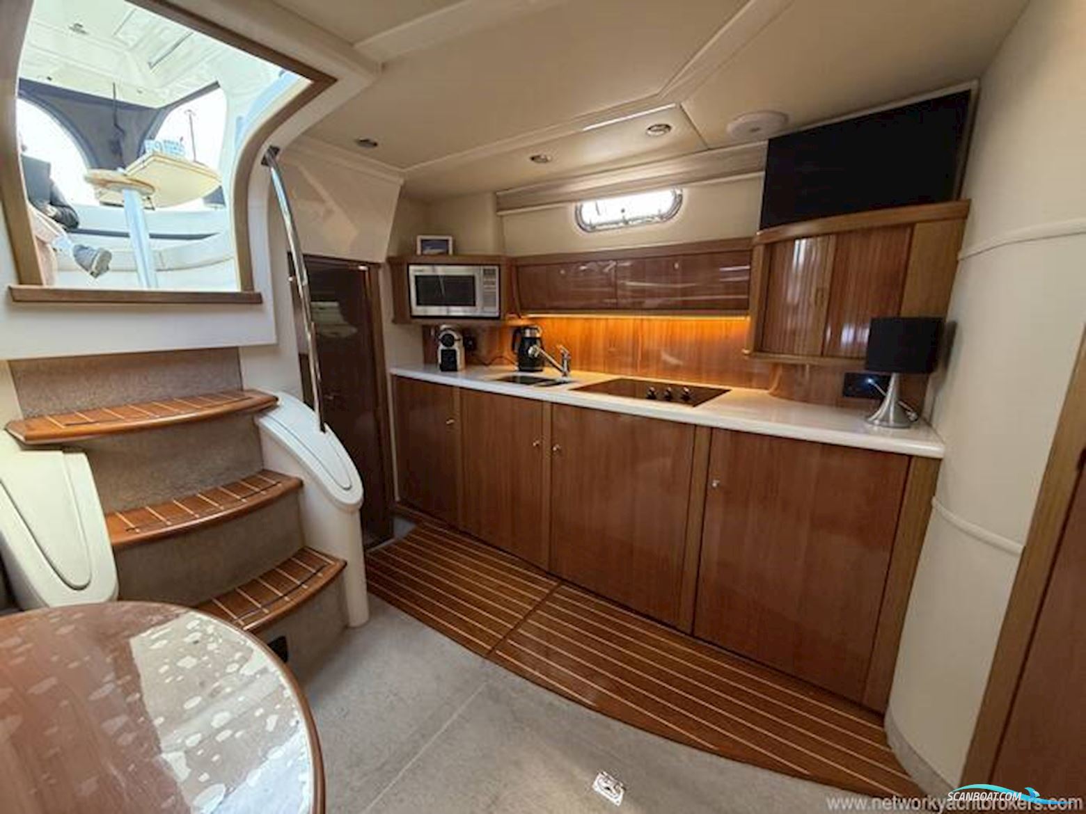 Sealine International S42