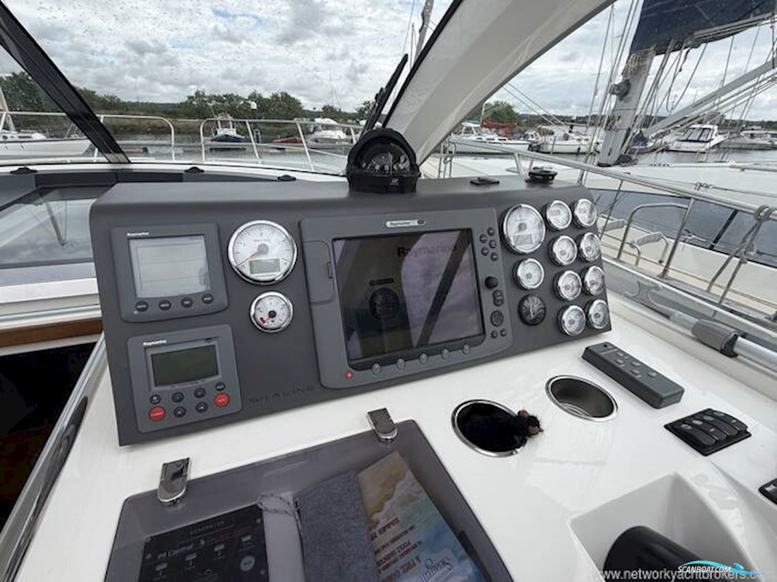 Sealine International SC35