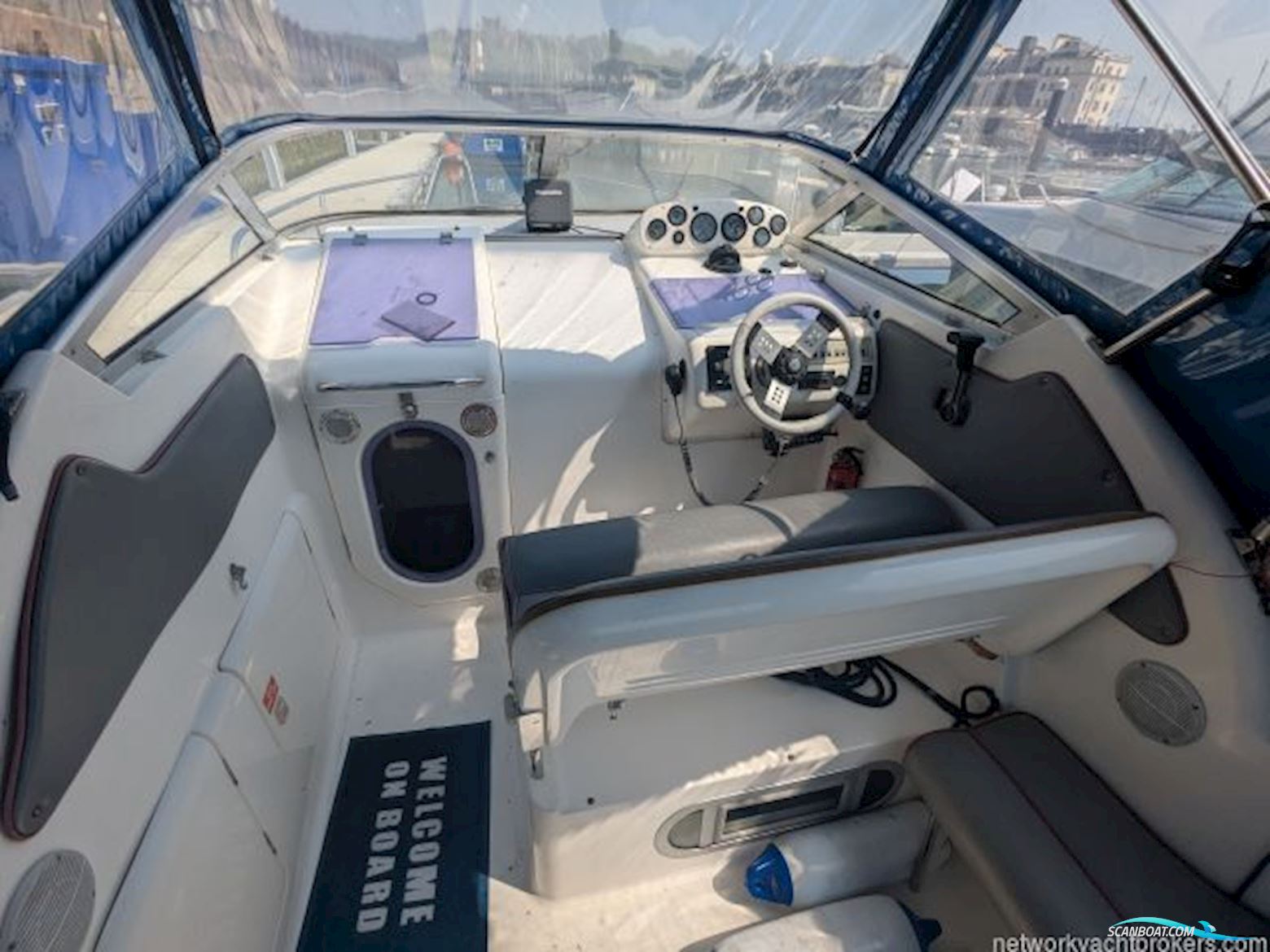 Sealine International Senator 230