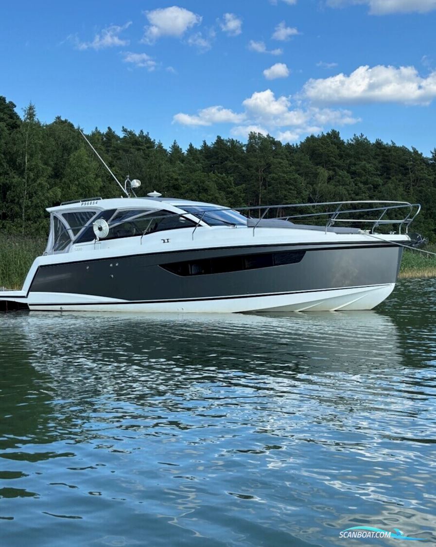 Sealine S330