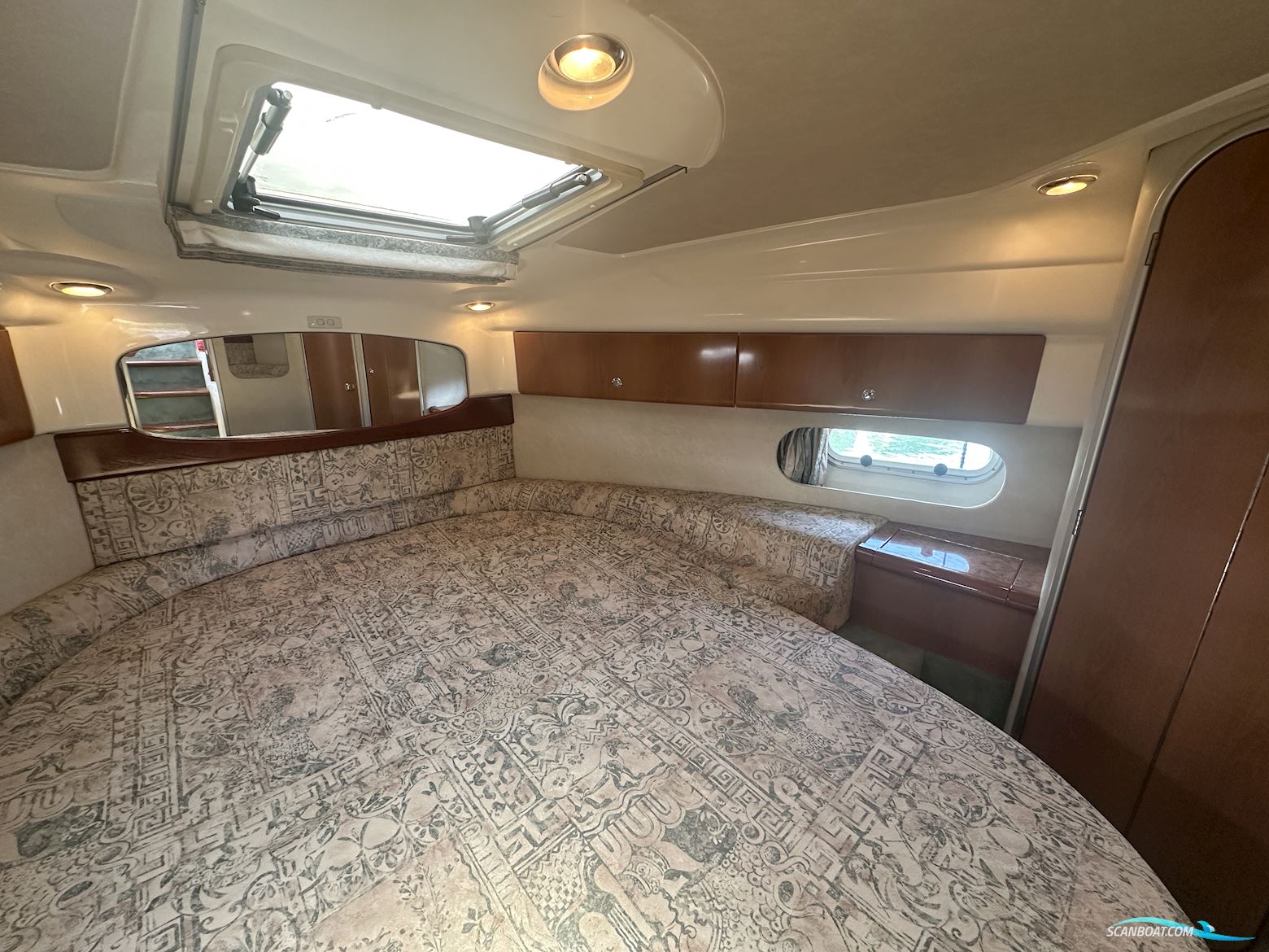 Sealine S37