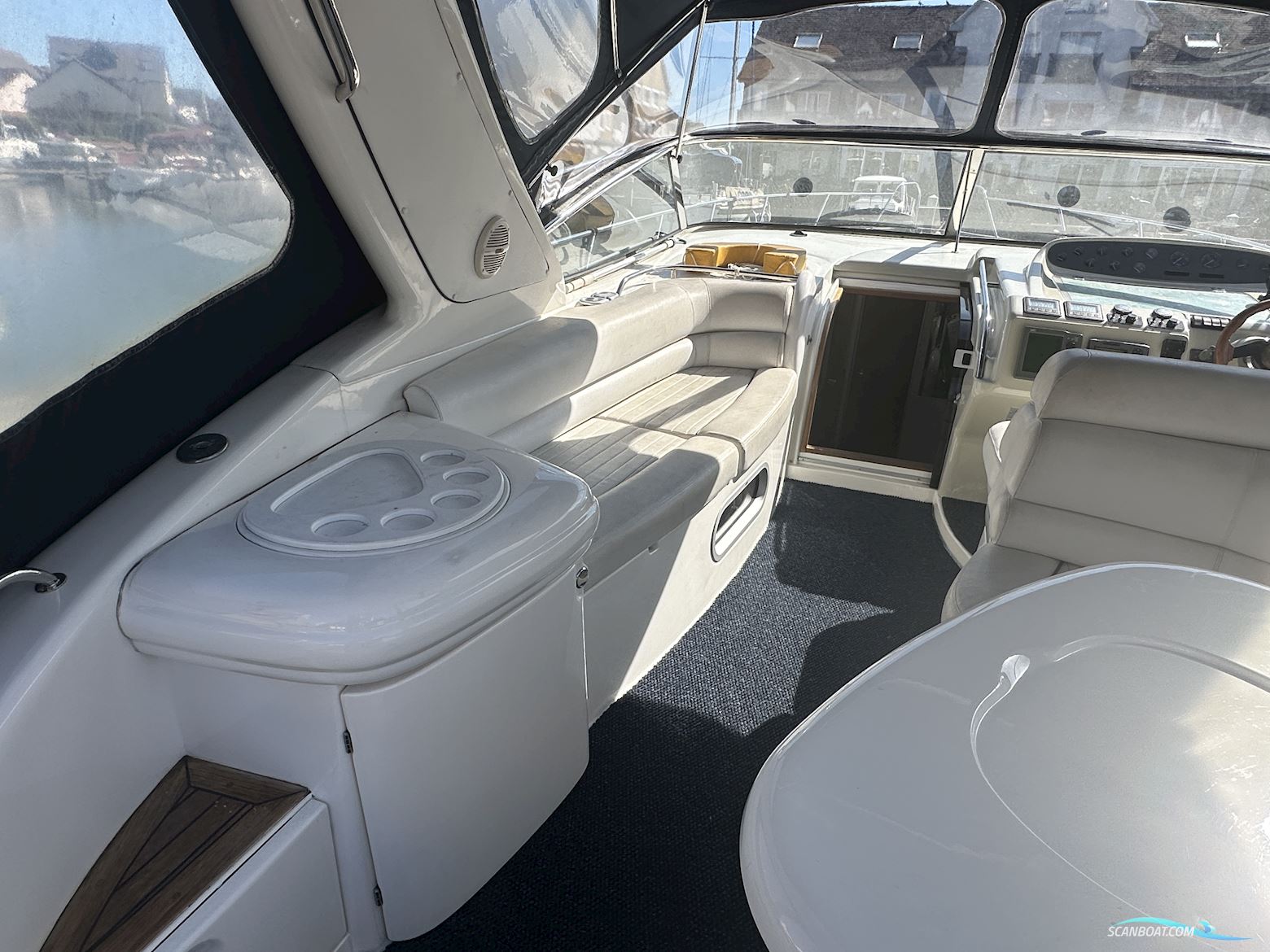 Sealine S37