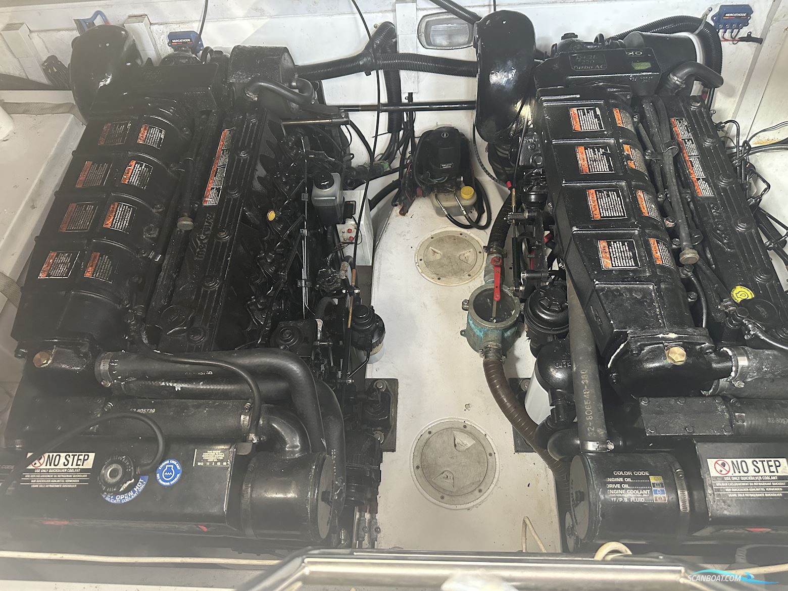 Sealine S37