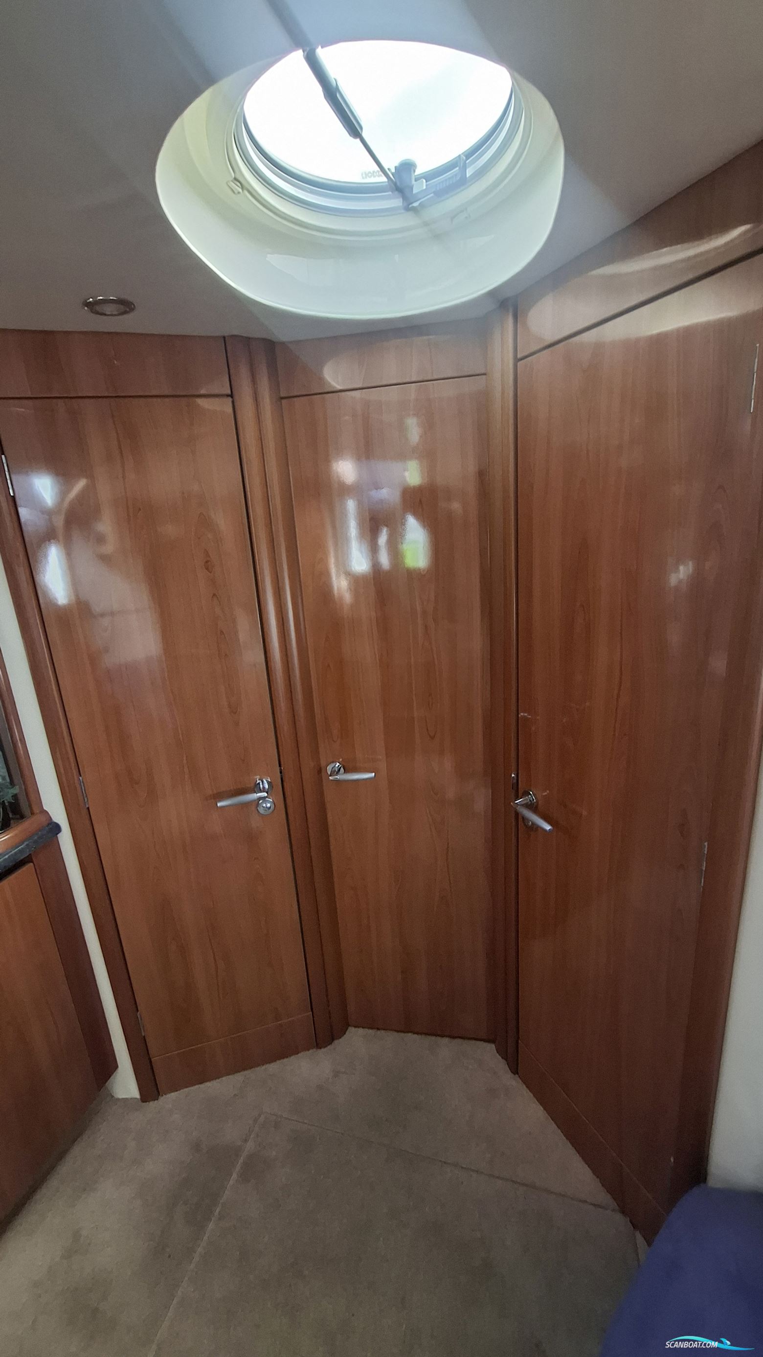 Sealine S38 Sports open