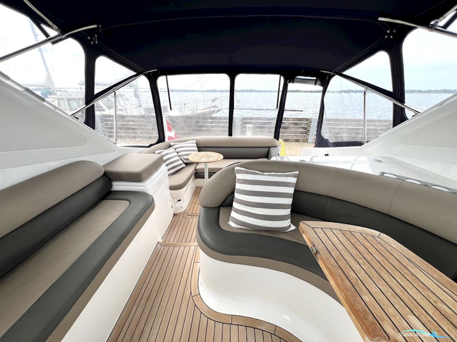 Sealine S42