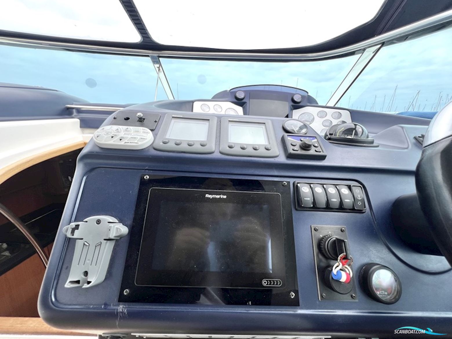 Sealine S42