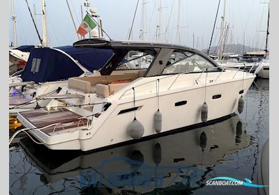Sealine SC 35 Motorboot 2010, mit Volvo Penta D4 300 motor, Italien