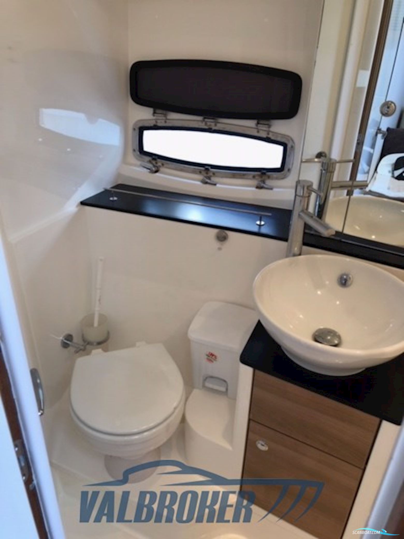 Sealine SC 35