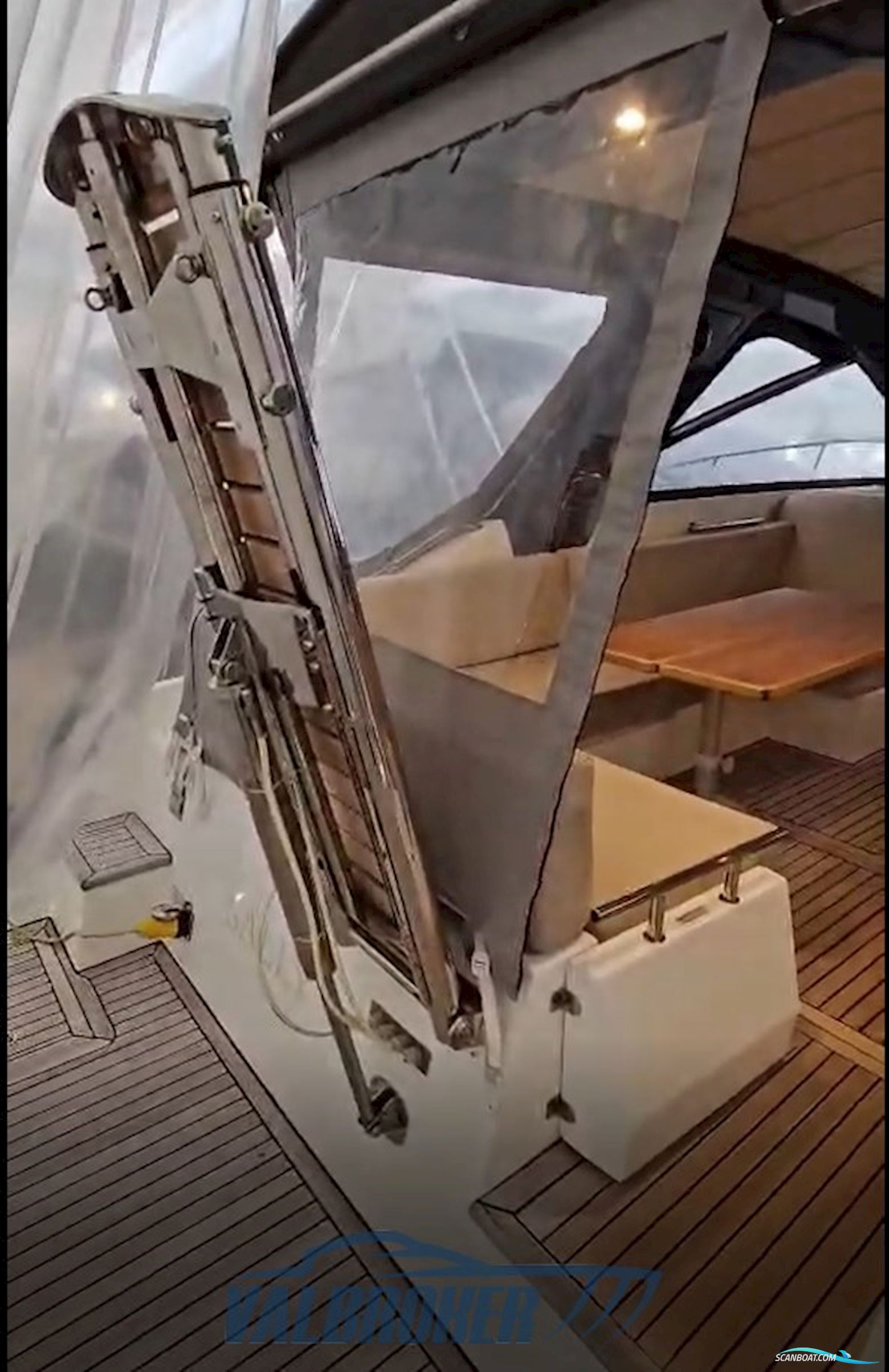 Sealine SC 35