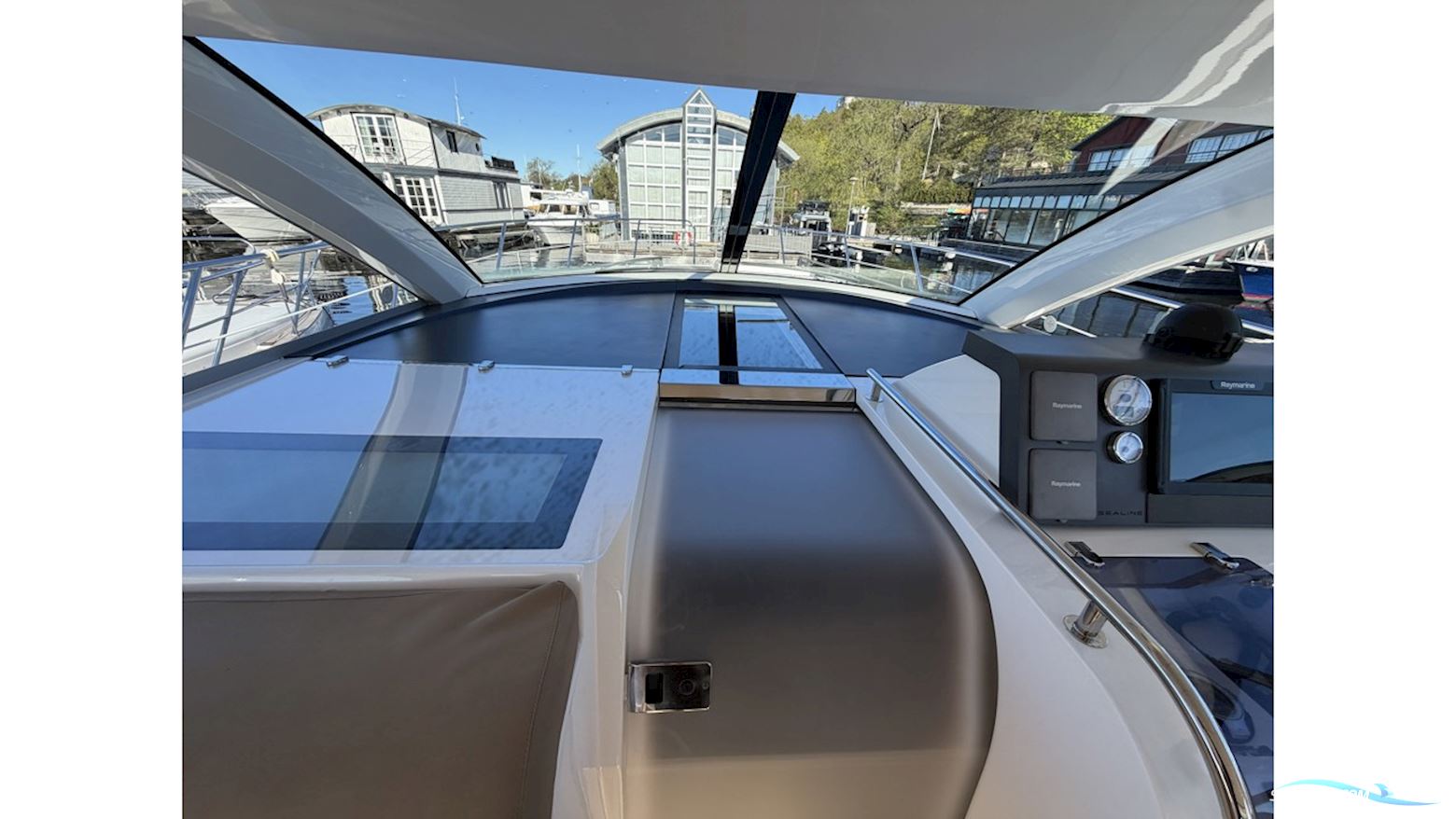 Sealine SC35