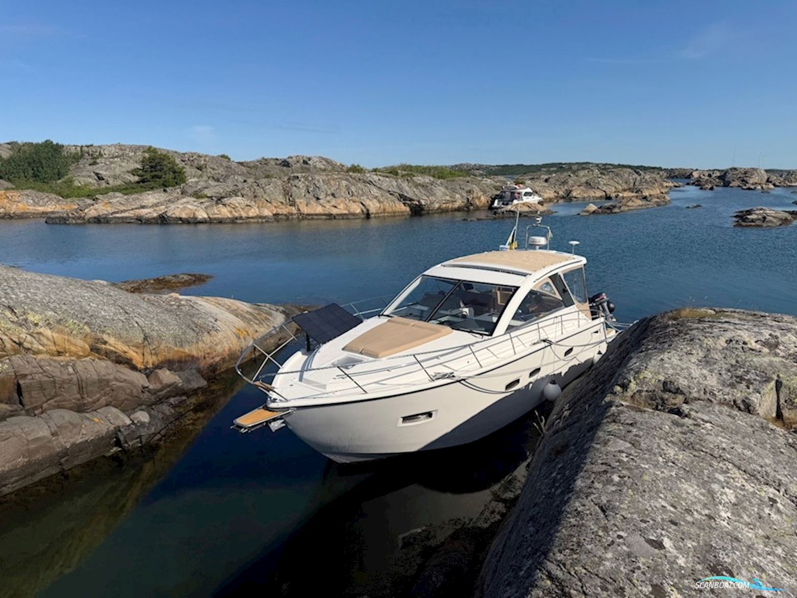Sealine SC35