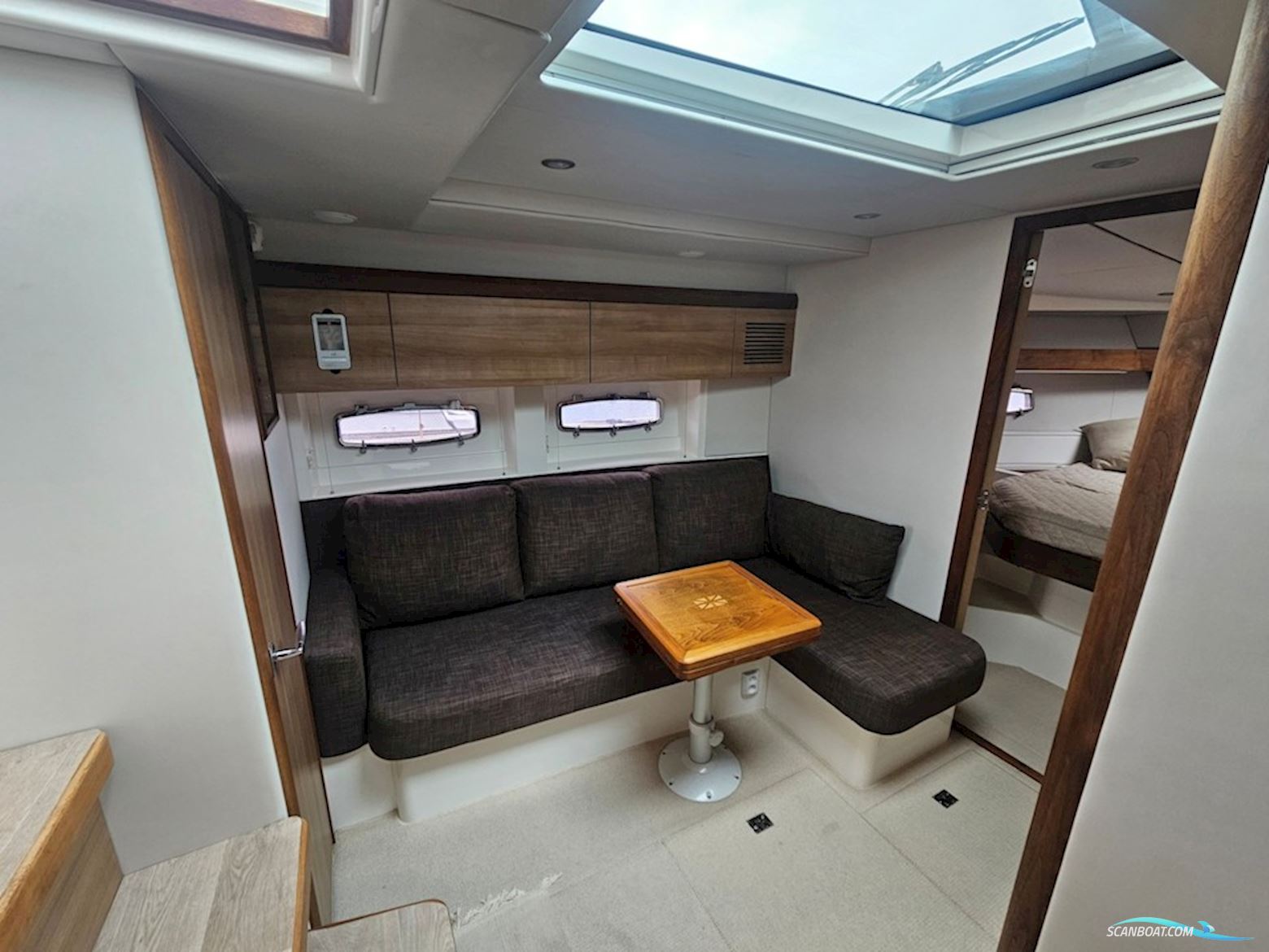 Sealine SC35