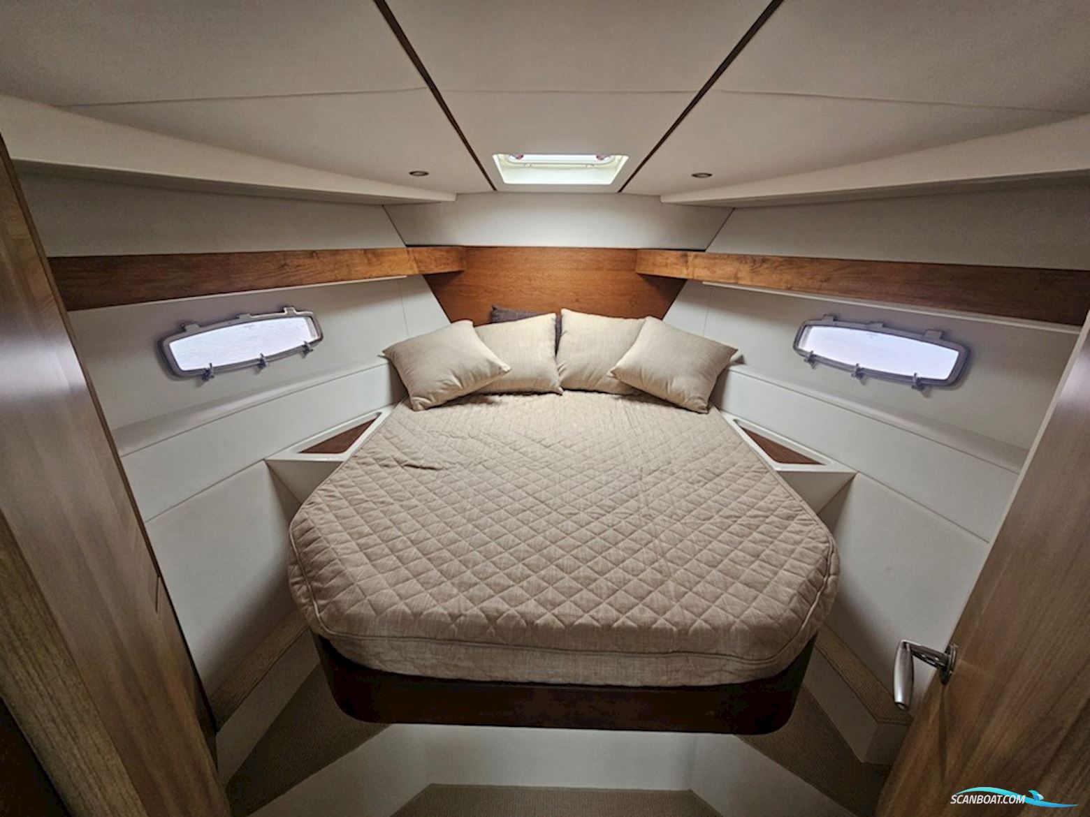Sealine SC35