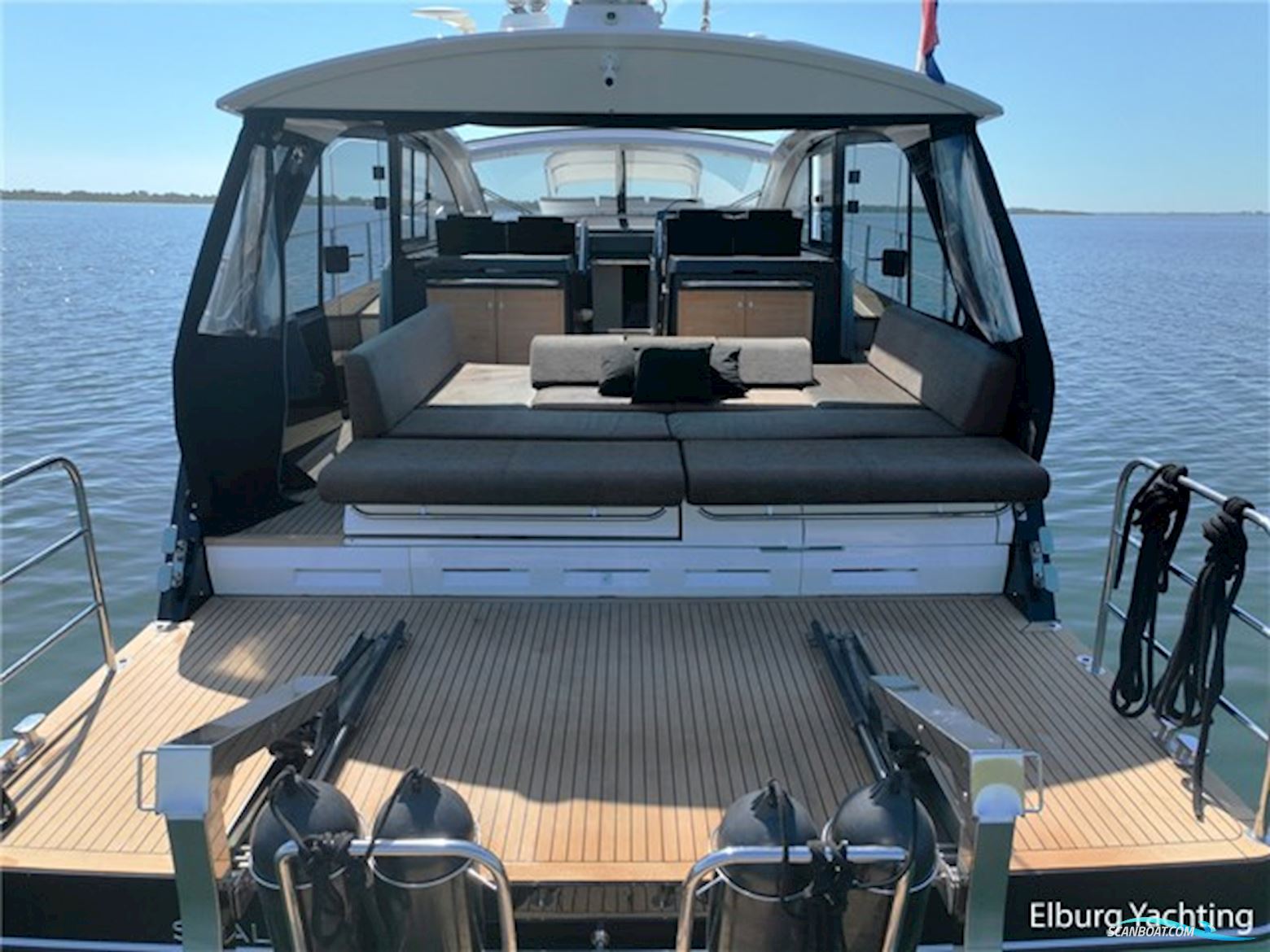 Sealine SC42 Custom