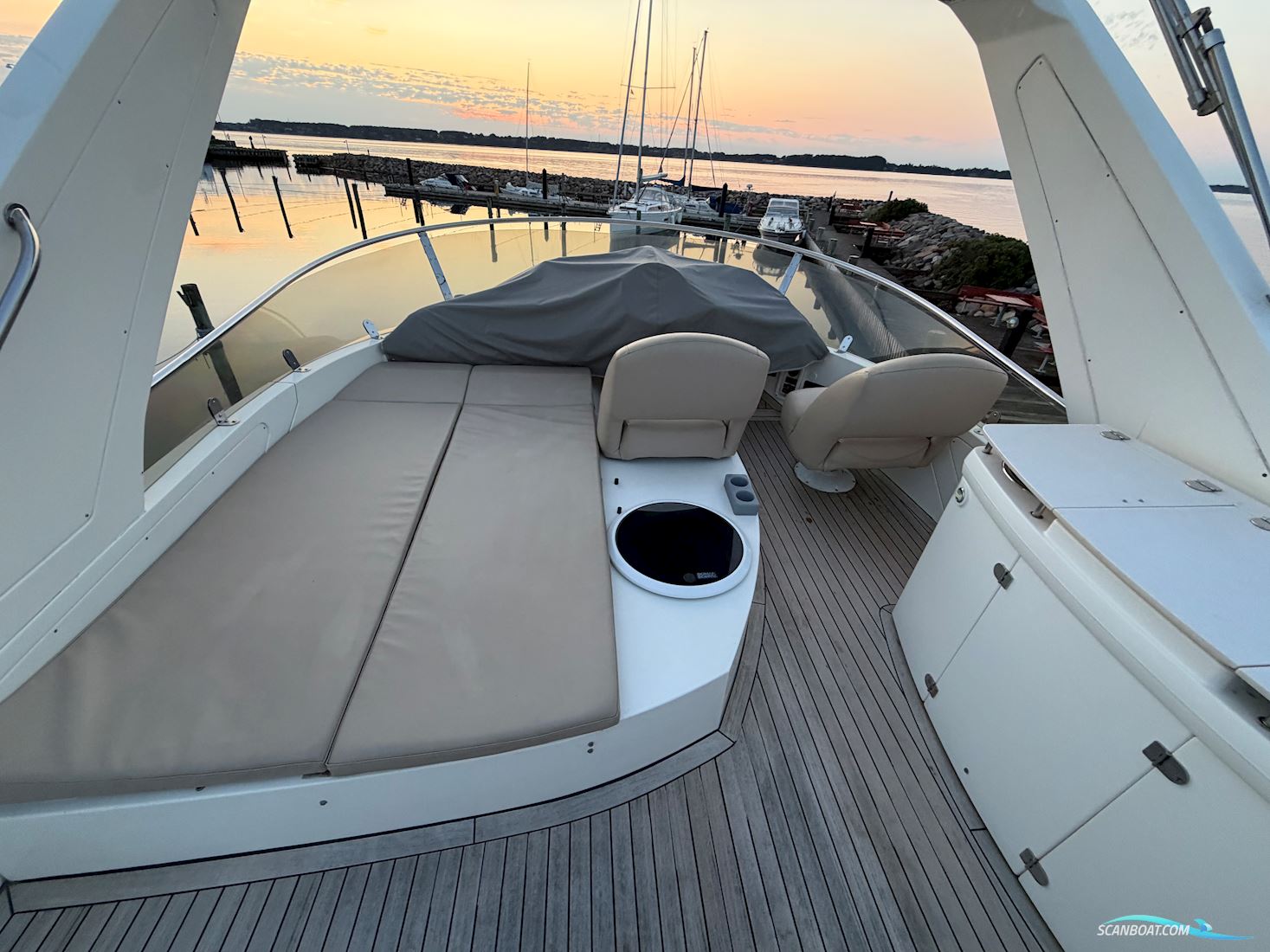 Sealine T 50
