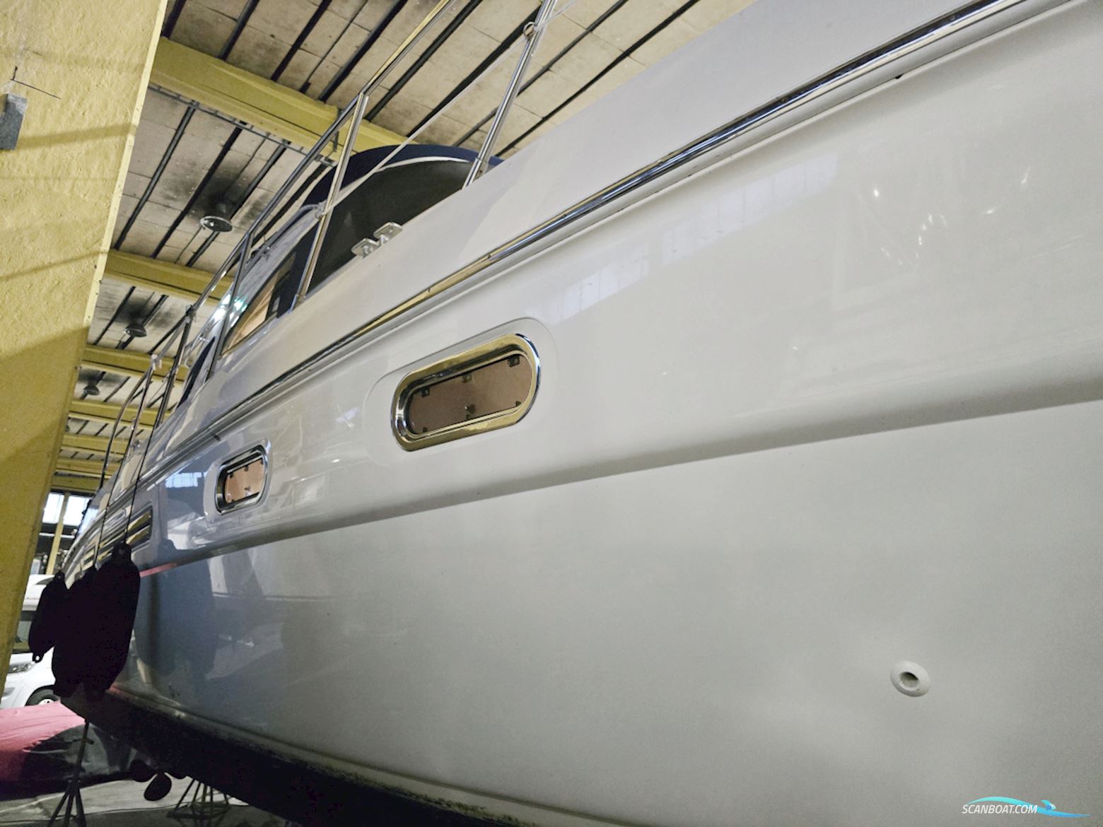 Sealine T47