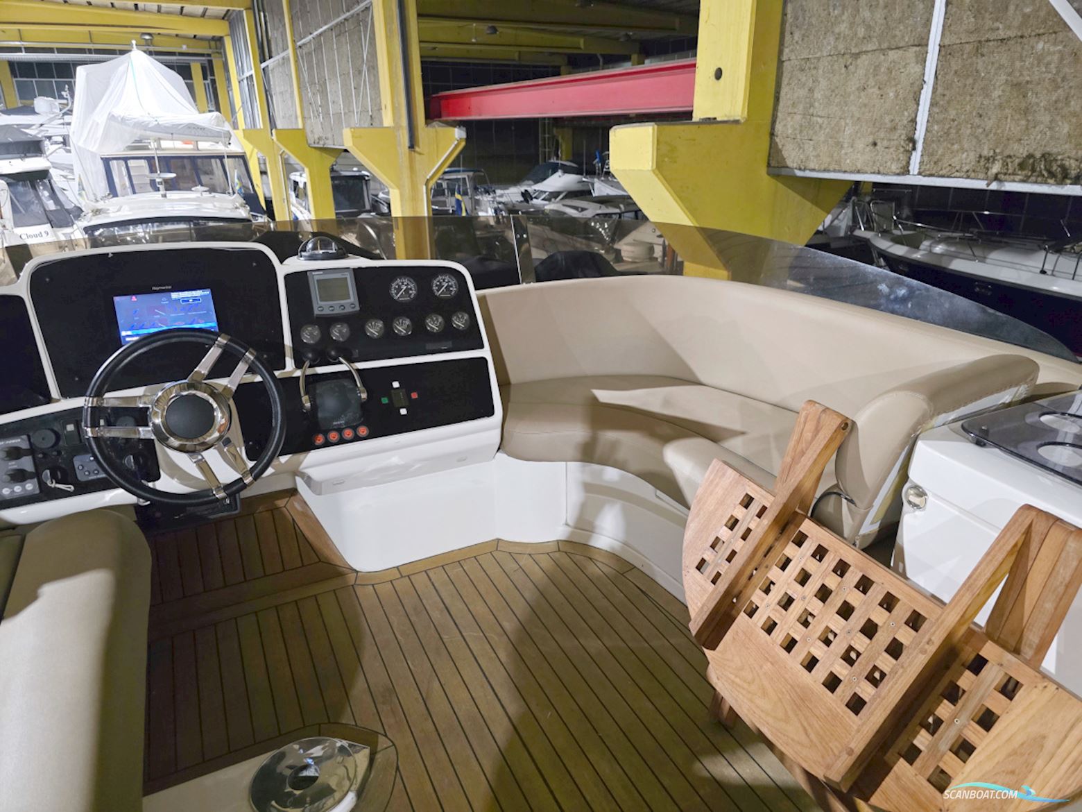 Sealine T47