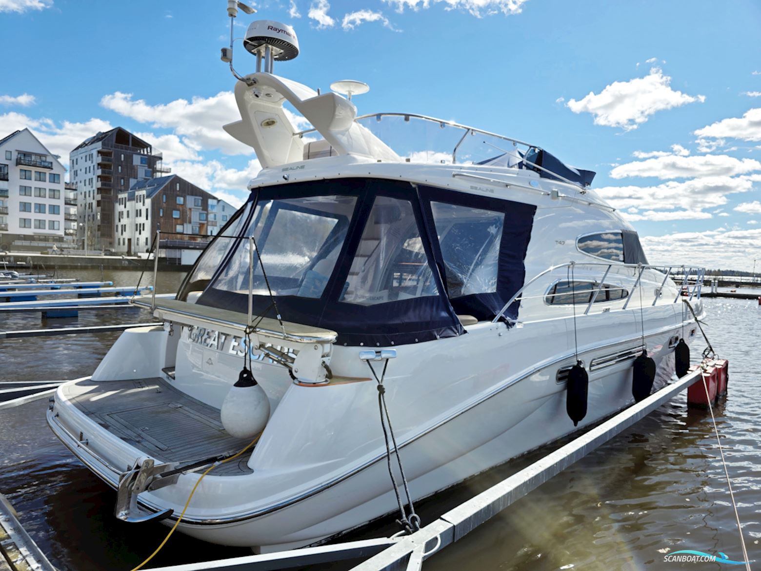 Sealine T47