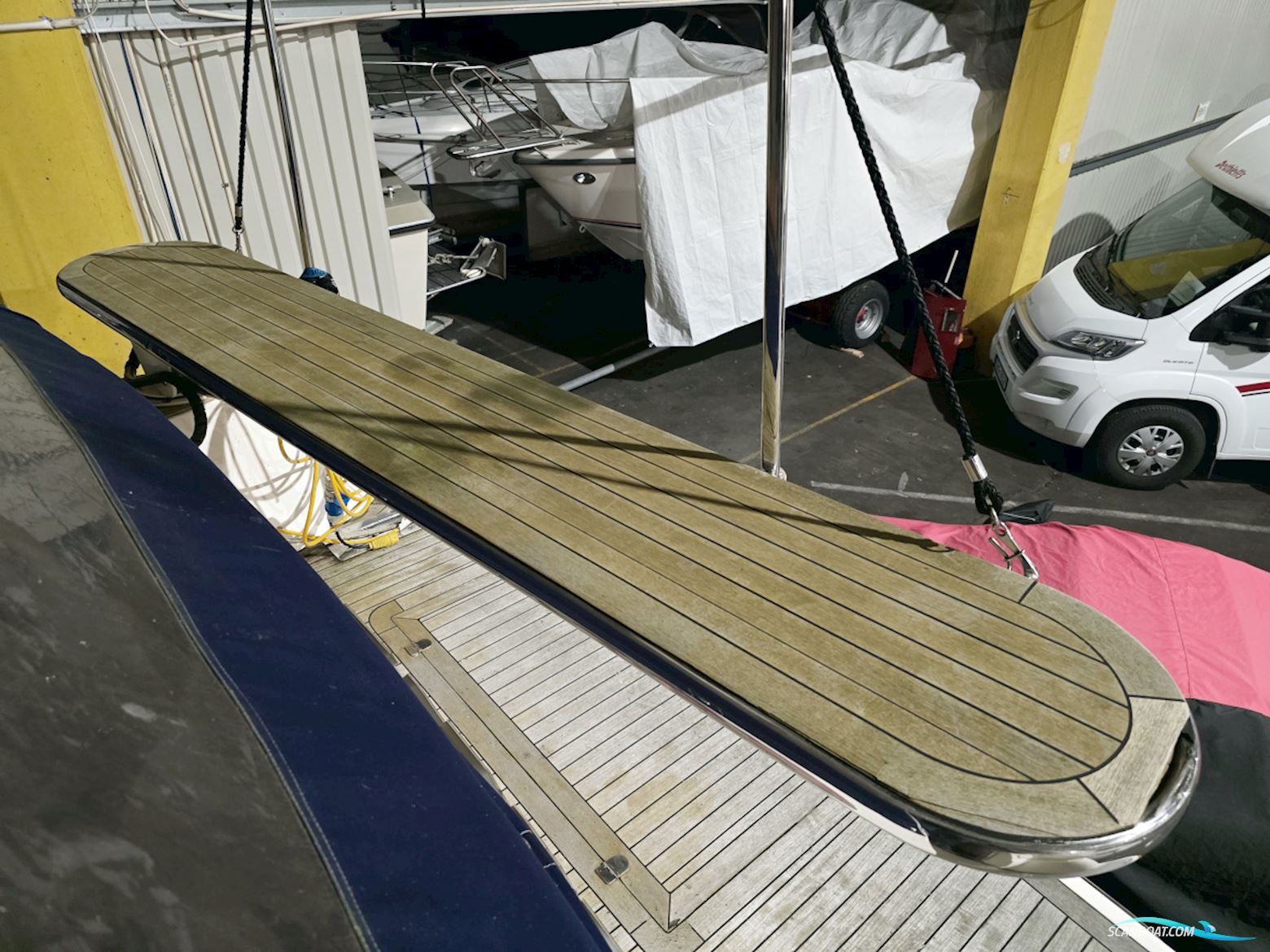 Sealine T47