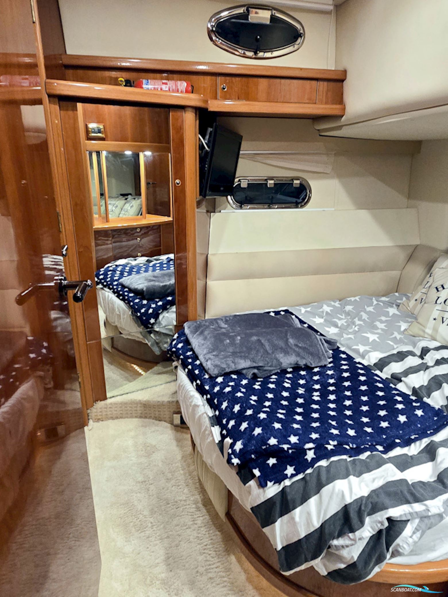 Sealine T47
