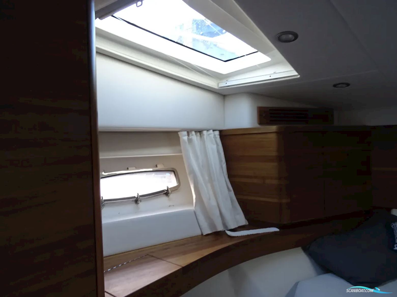 Sealine T50