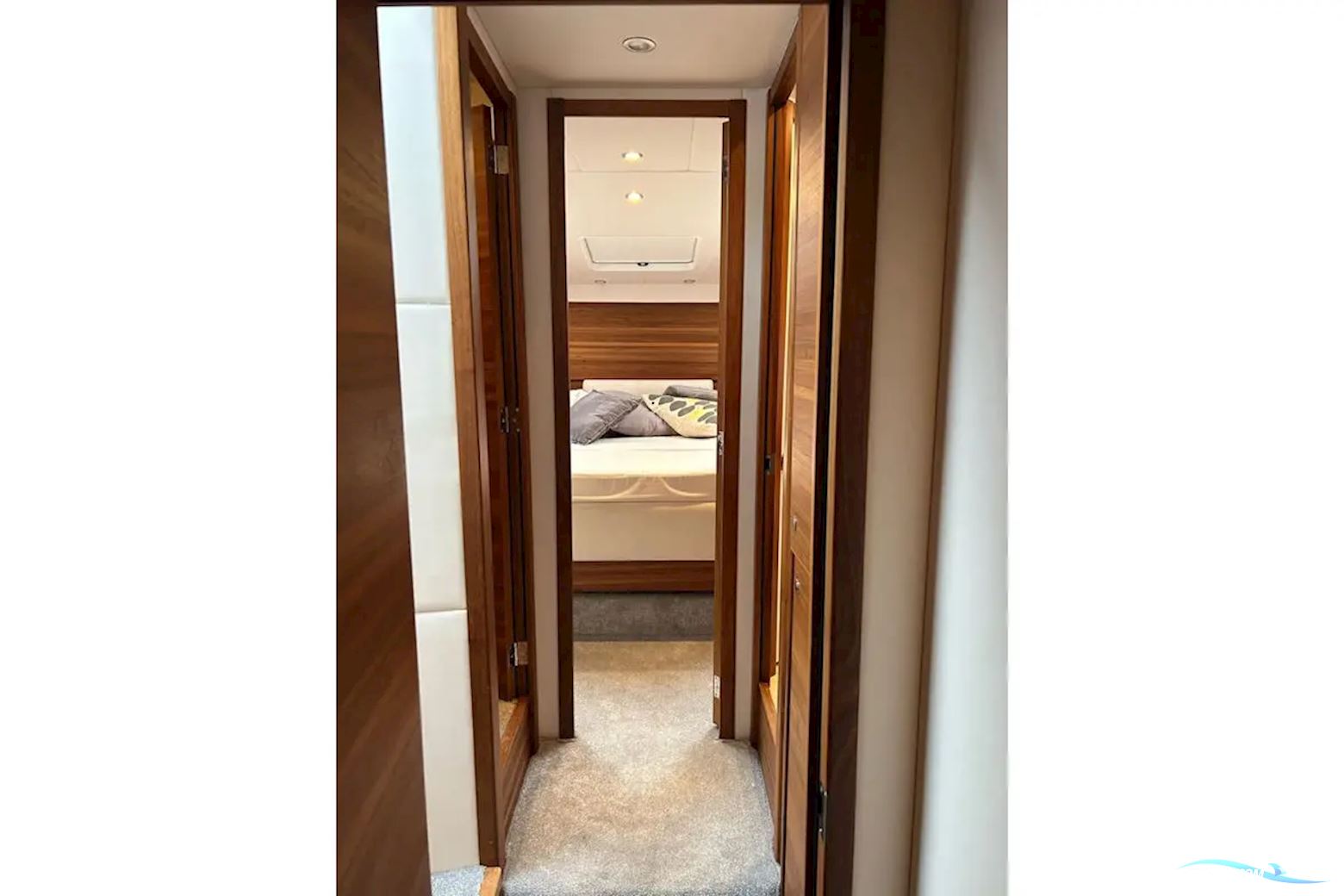 Sealine T50
