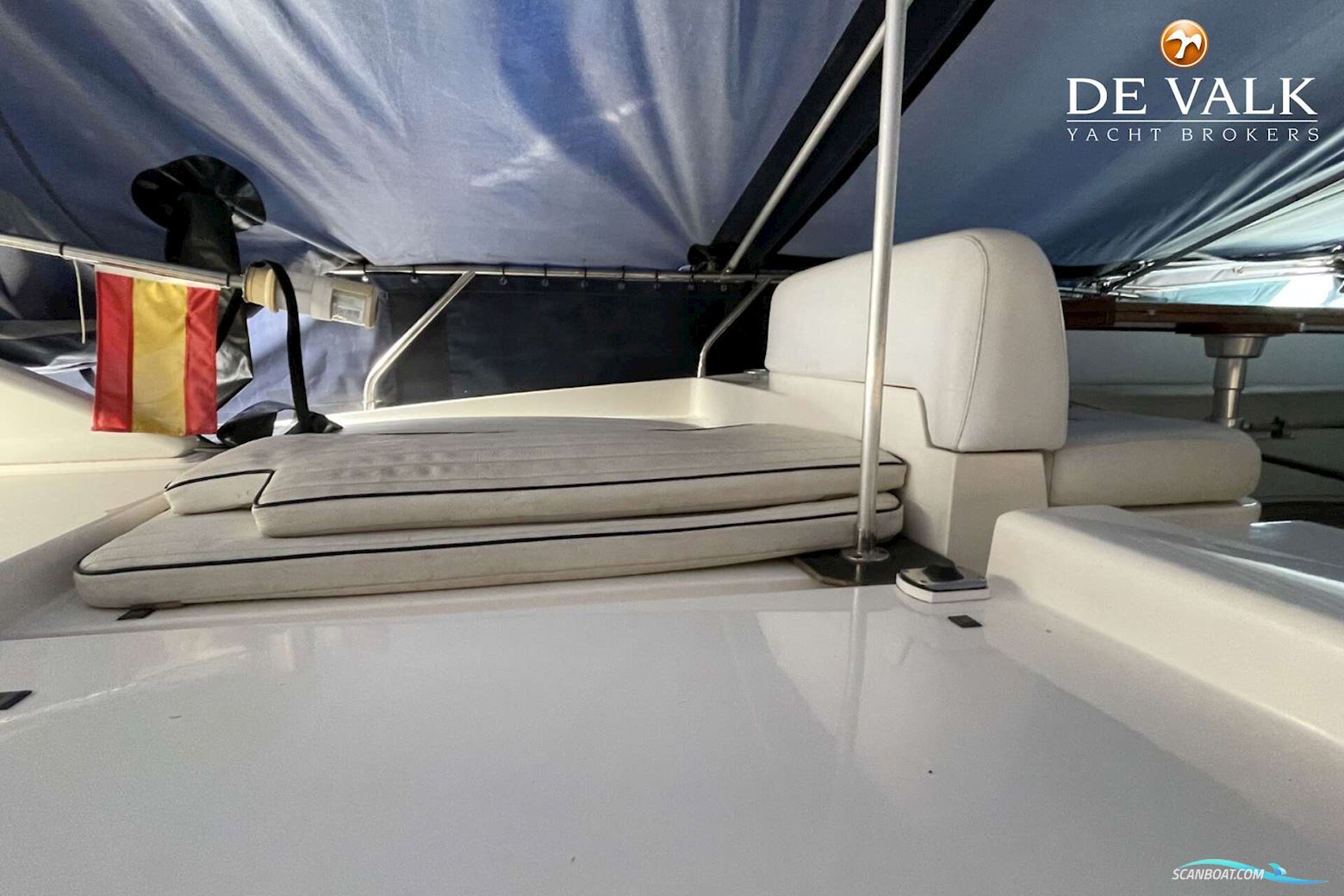 Sealine T51 Motor Yacht