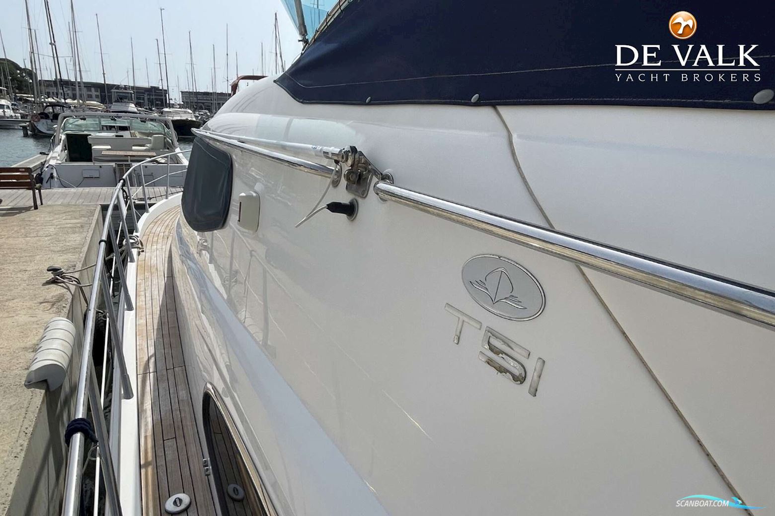 Sealine T51 Motor Yacht