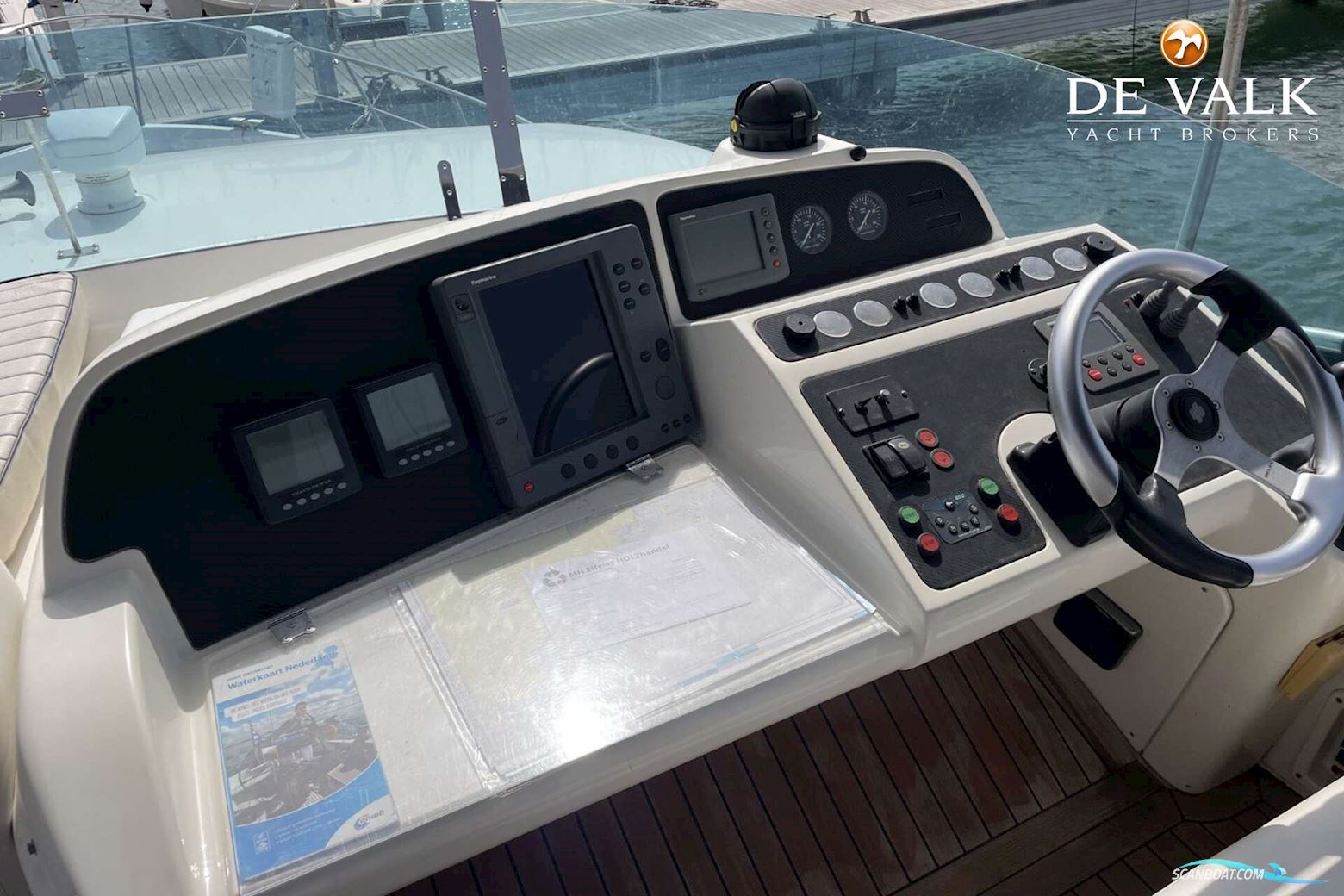 Sealine T51 Motor Yacht