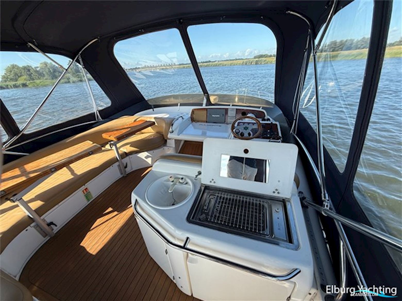 Sealine T51