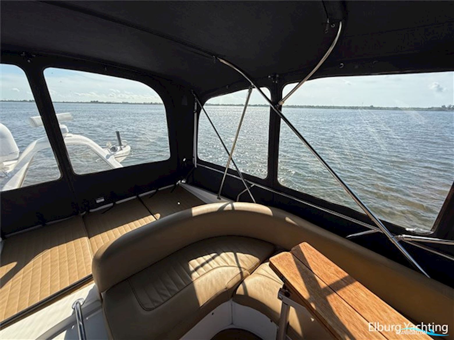 Sealine T51