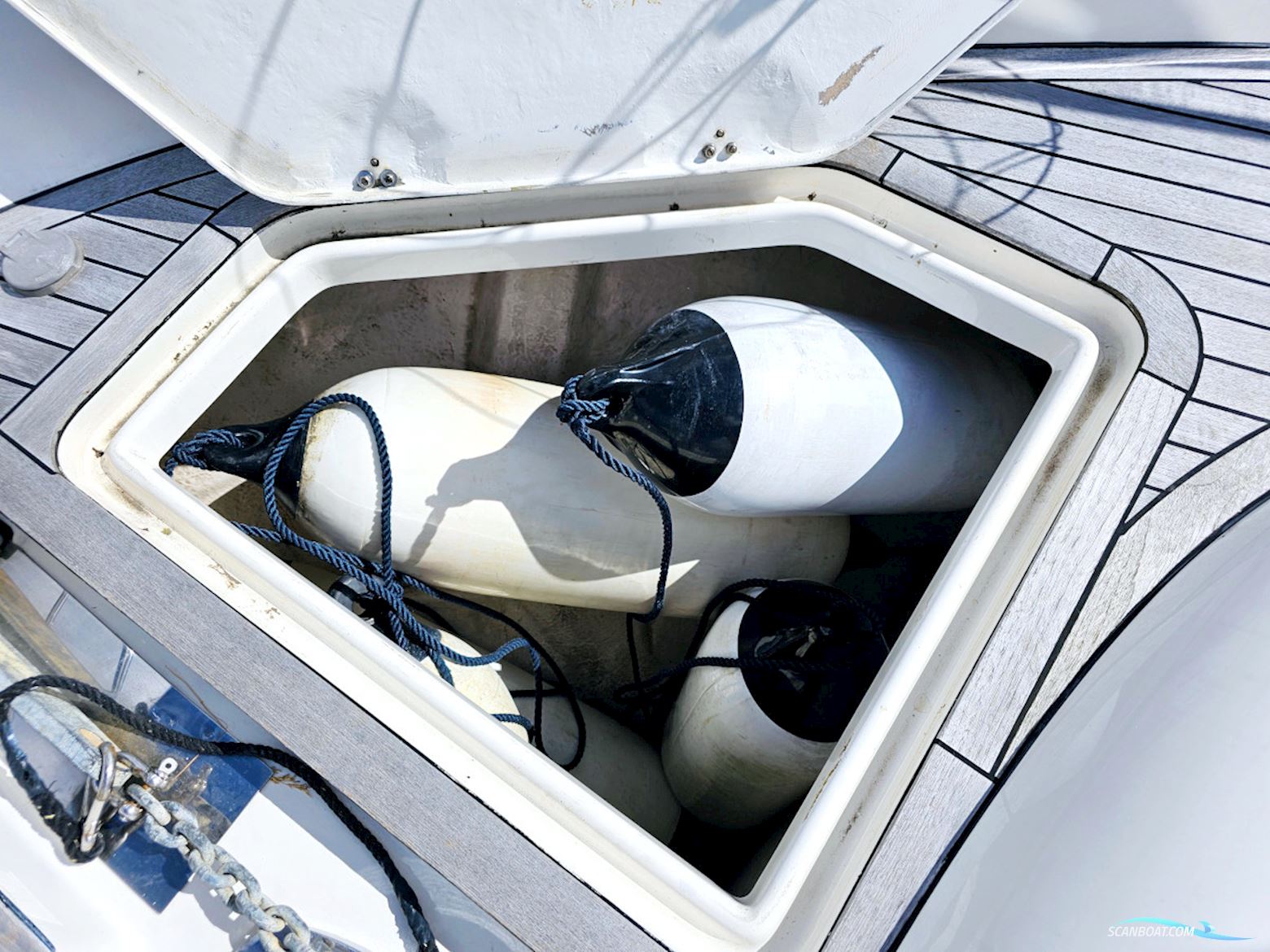 Sealine T51 Volvo Penta Tamd 122P Edc