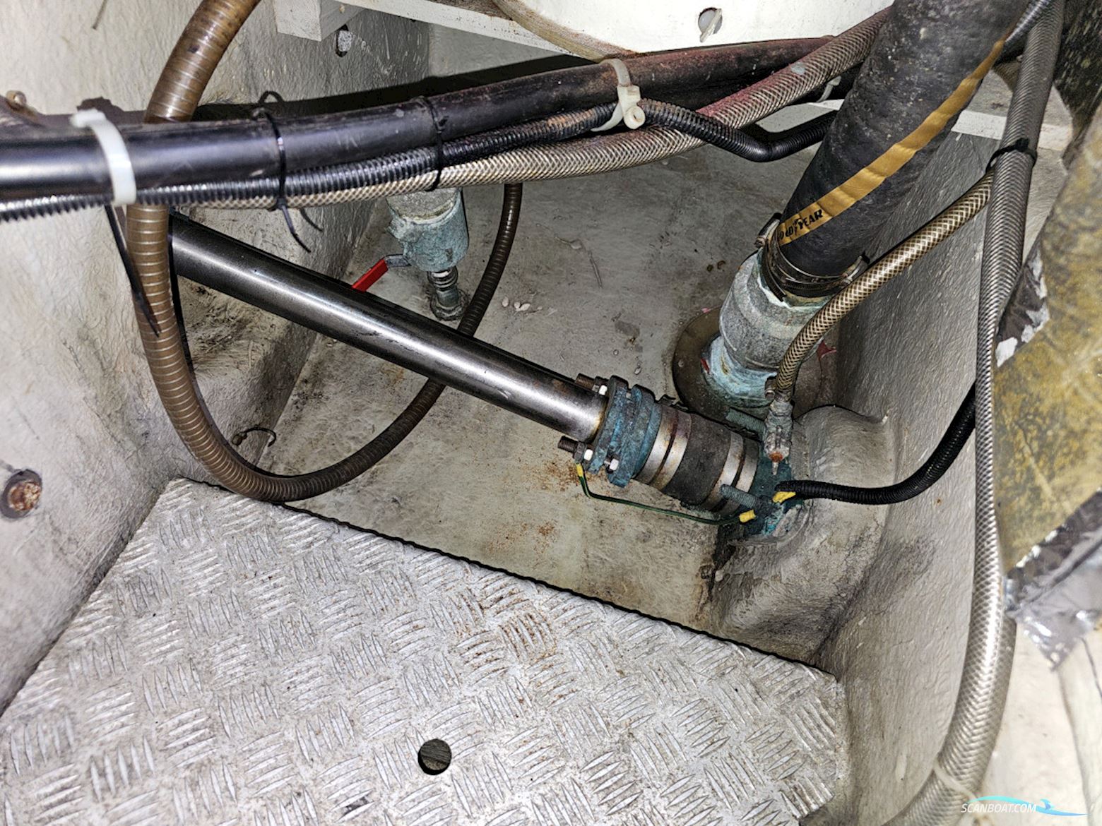 Sealine T51 Volvo Penta Tamd 122P Edc