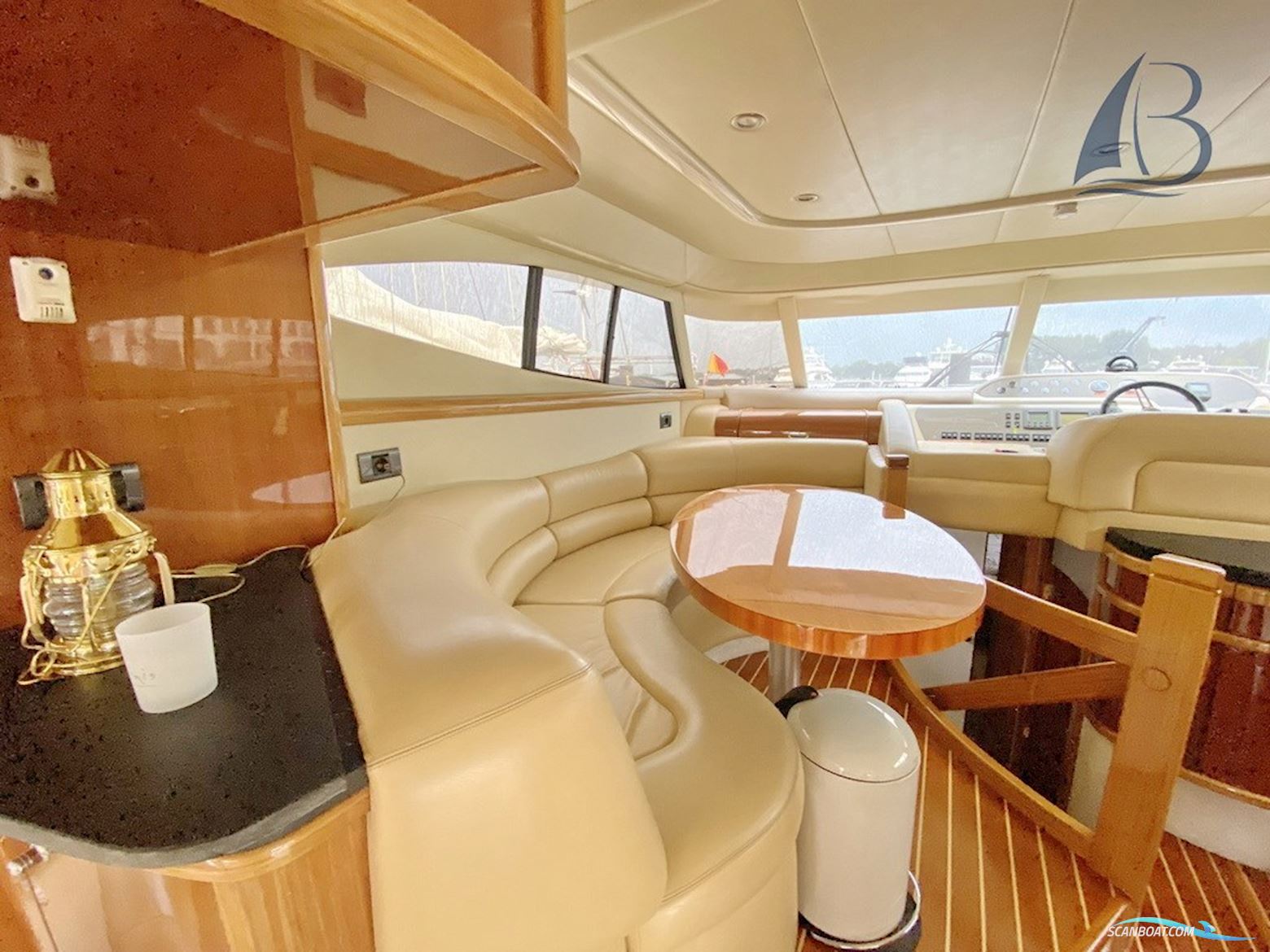 Sealine T52