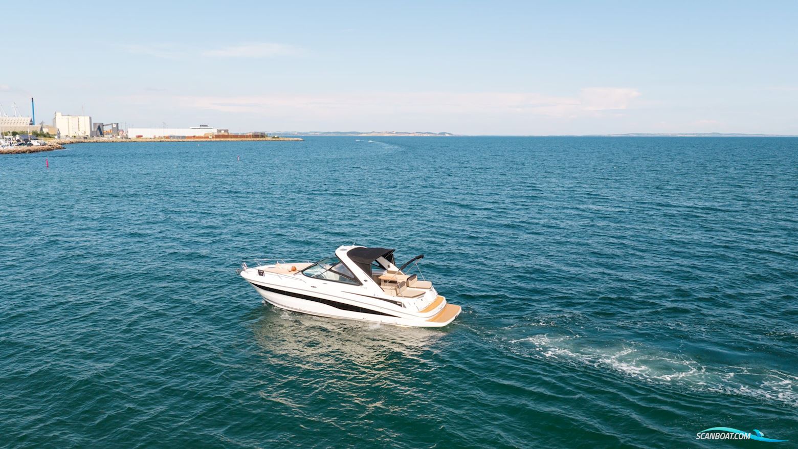 SEARAY  Venture 370
