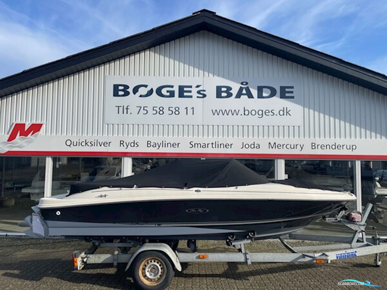 SeaRay 175 Sport Bowrider med 135 hk Mercruiser 3,0L 4 takt i/b og 1350 kg Variant bådtrailer